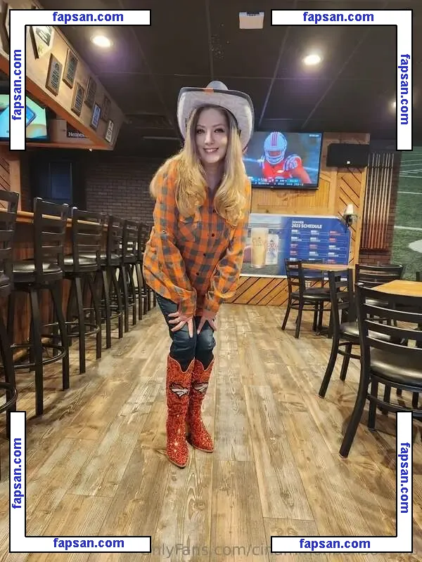 CinammonBuns69_VIP nude photo #0007 from OnlyFans