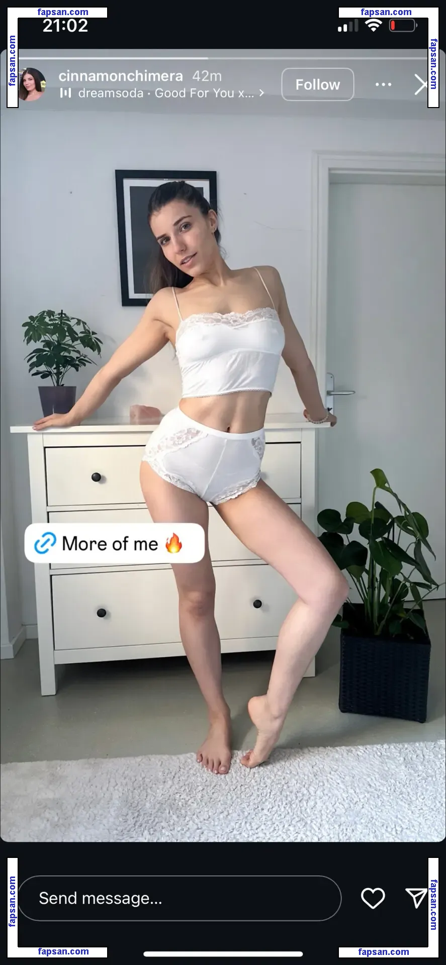 CinnamonChimera nude photo #0003 from OnlyFans