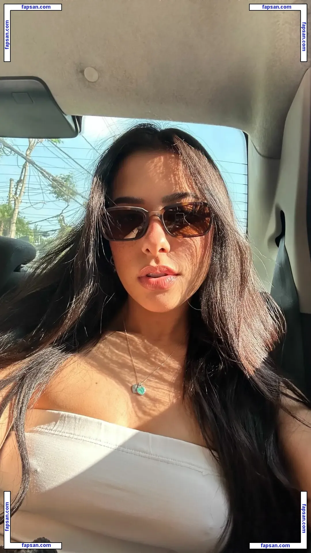 Cinthia Cruz nude photo #0003 from OnlyFans