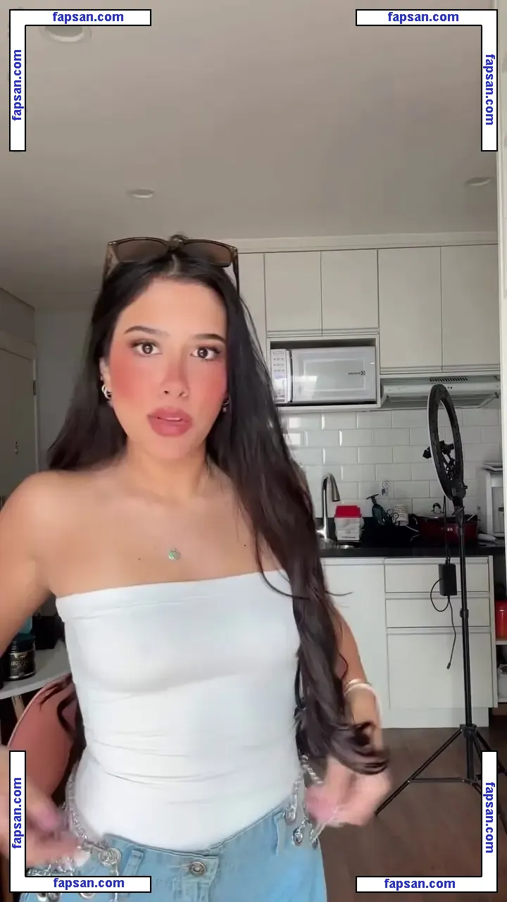 Cinthia Cruz nude photo #0005 from OnlyFans