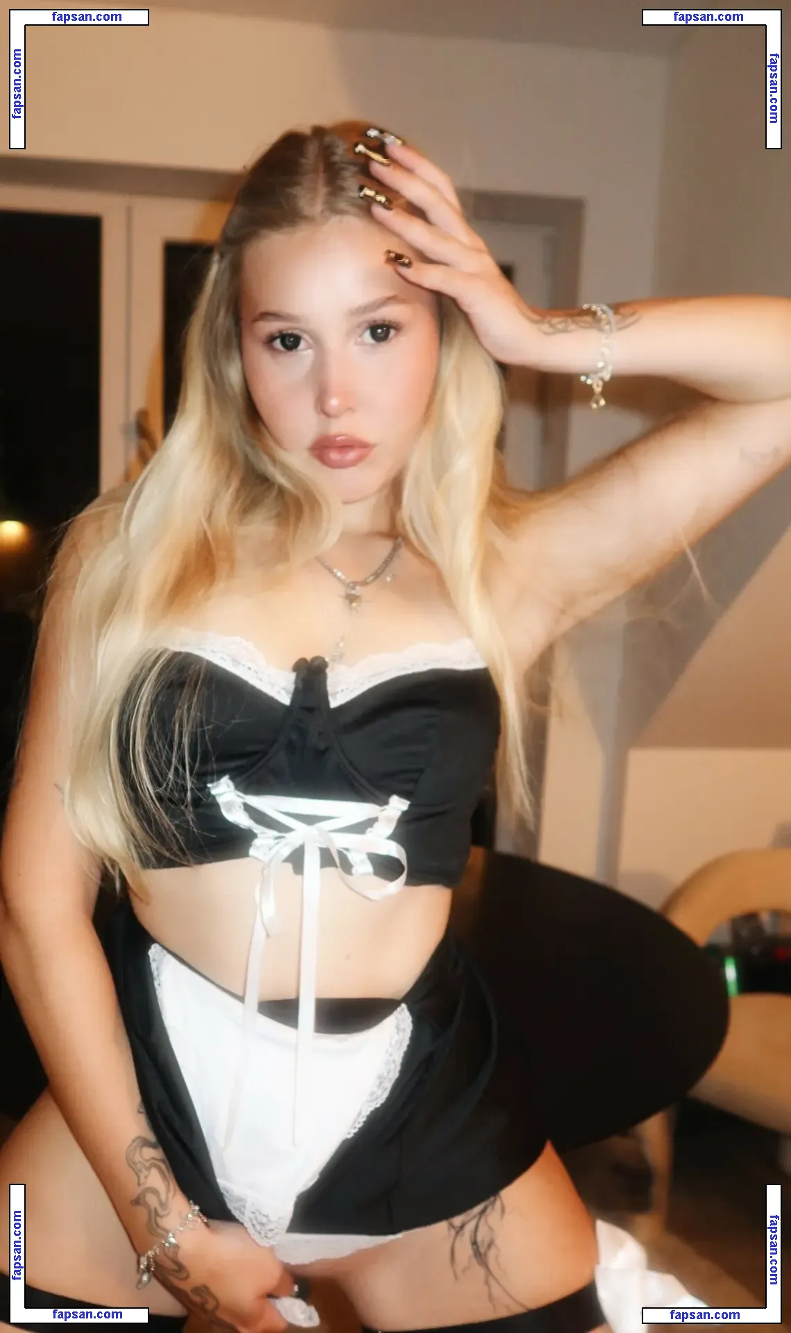 cirizzzle nude photo #0186 from OnlyFans