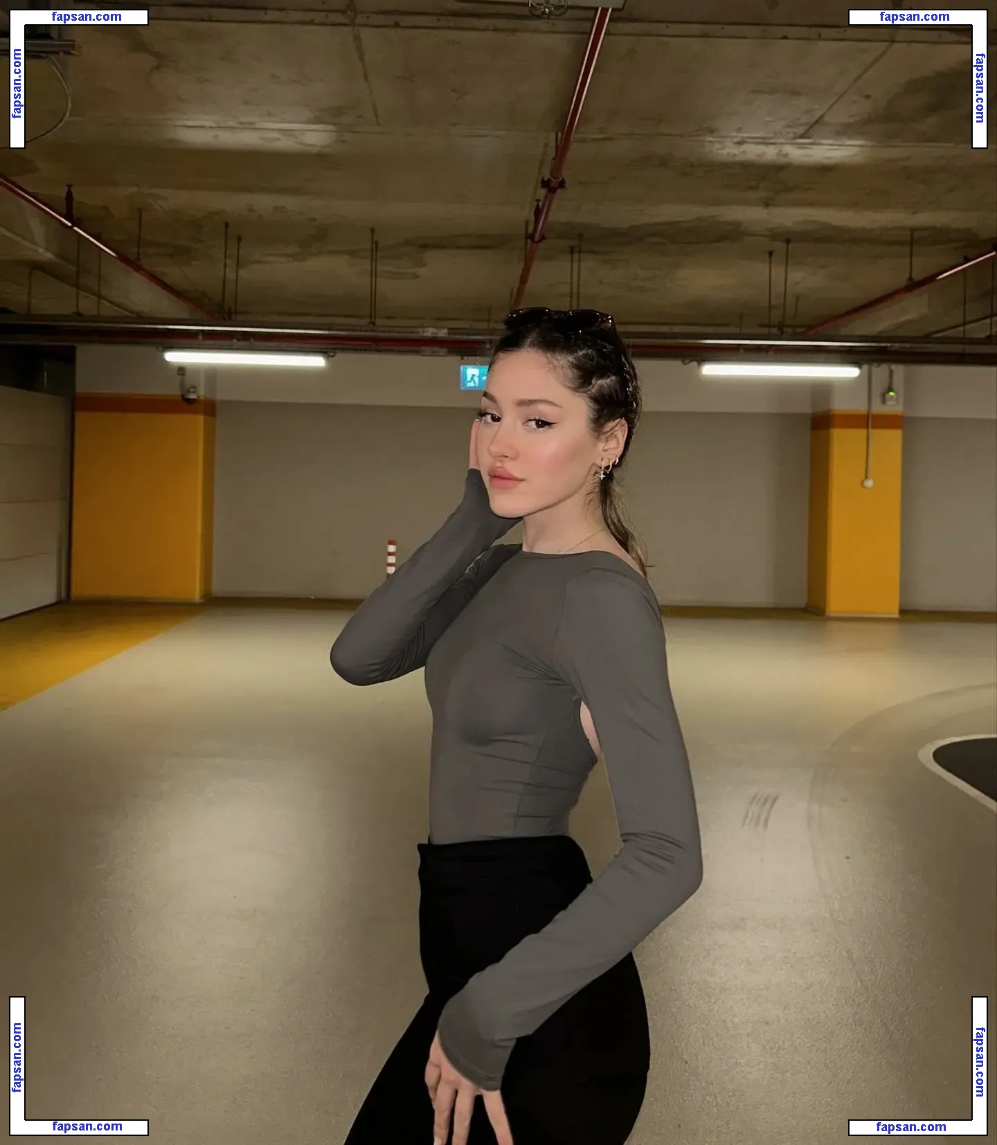 cisilleyup nude photo #0012 from OnlyFans