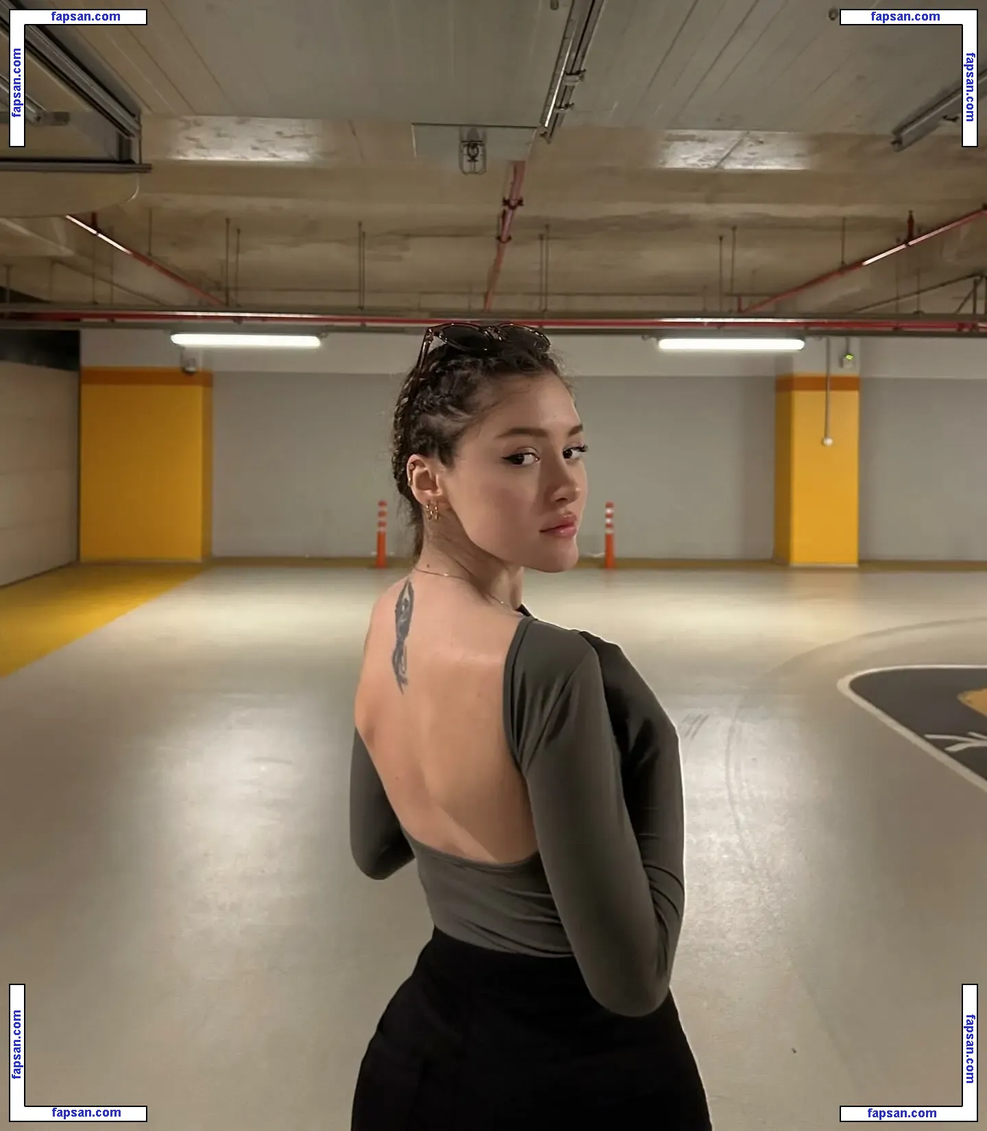 cisilleyup nude photo #0015 from OnlyFans