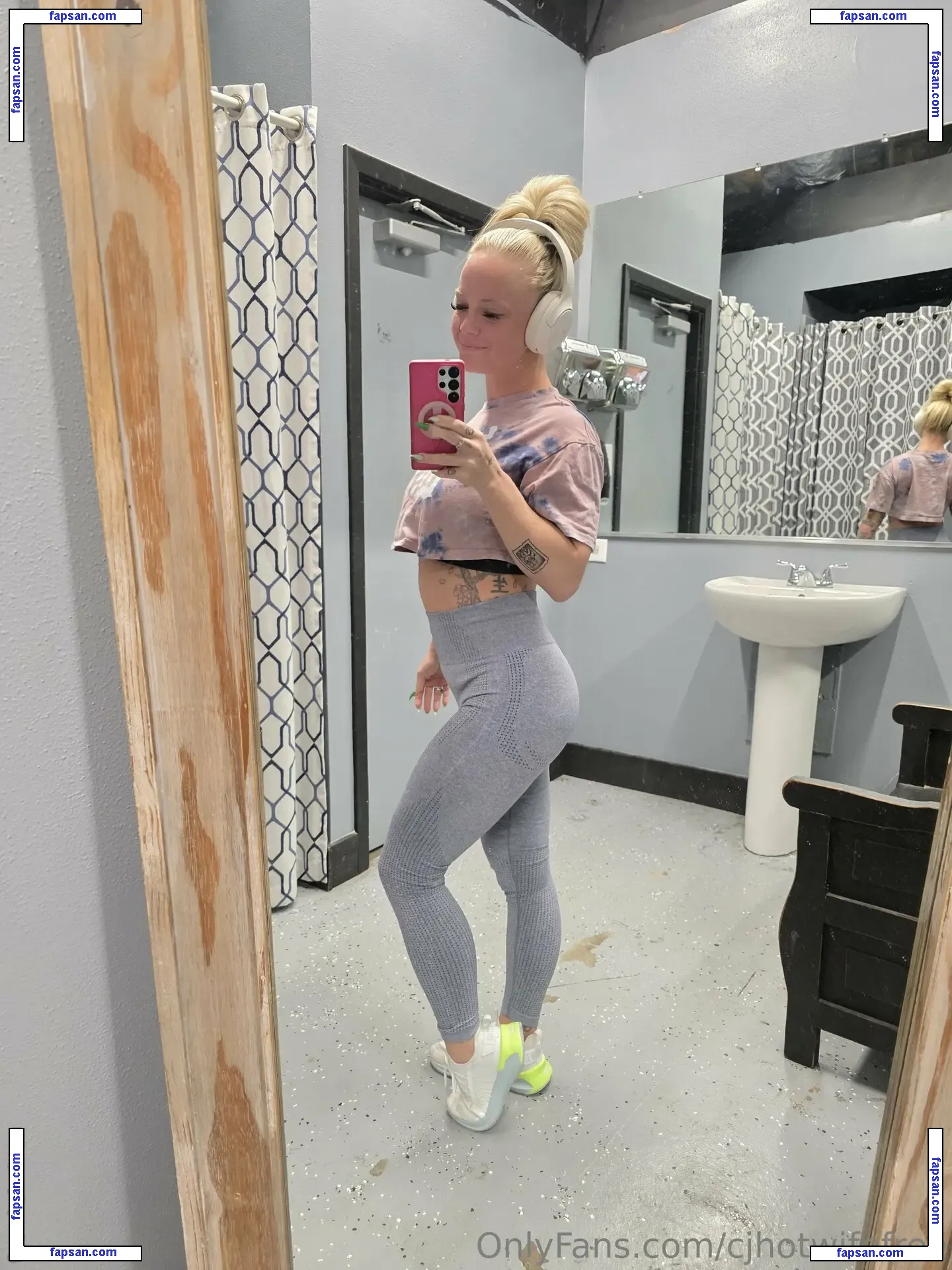 cjhotwifefree nude photo #0021 from OnlyFans