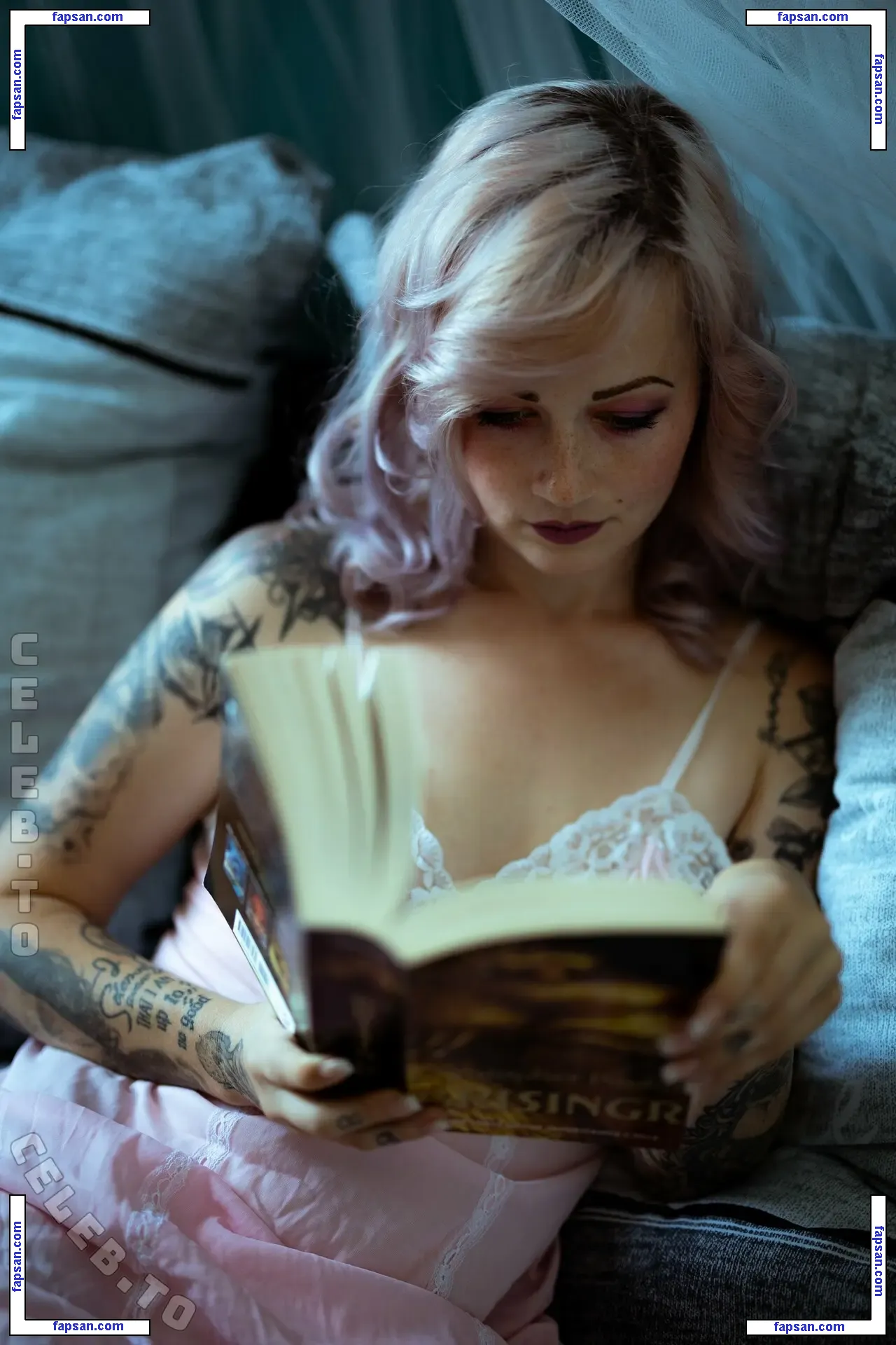 CK-Lightart голая фото #0011 с Онлифанс