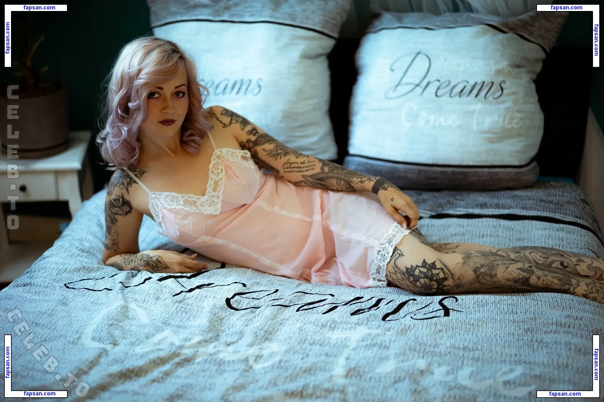 CK-Lightart голая фото #0013 с Онлифанс