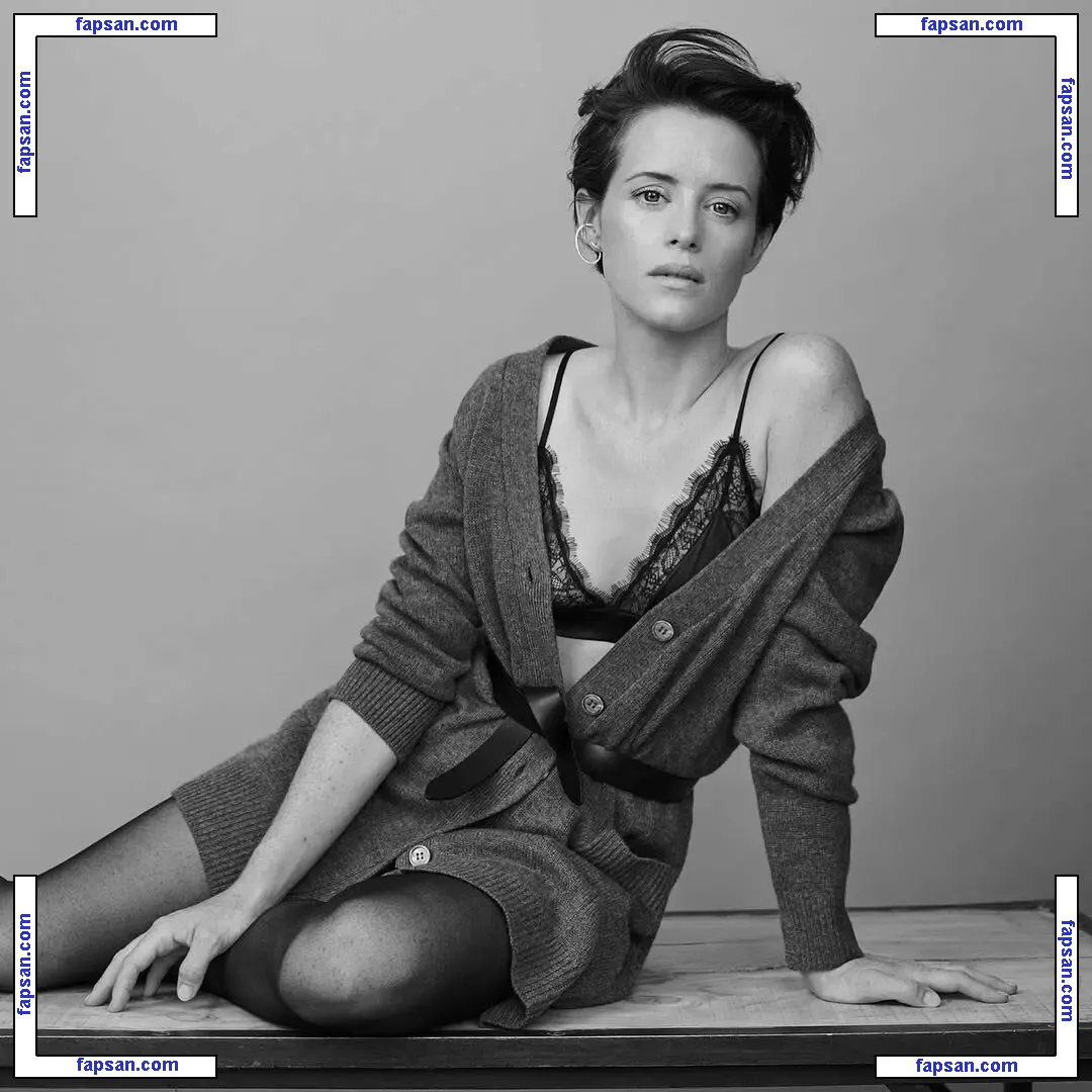 Claire Foy nude photo #0065 from OnlyFans