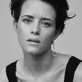 Claire Foy голая #0048