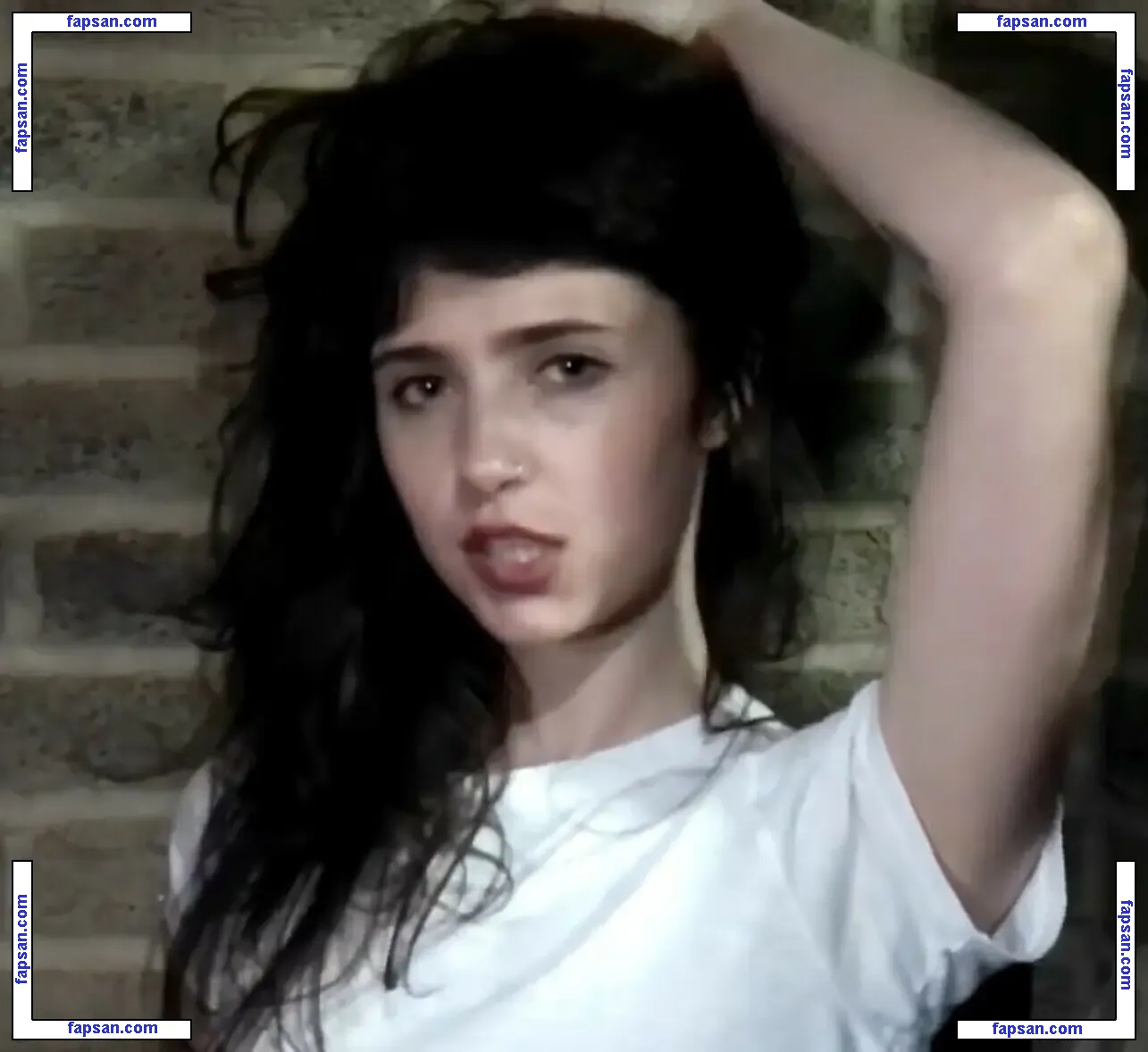 Clairo nude photo #0050 from OnlyFans
