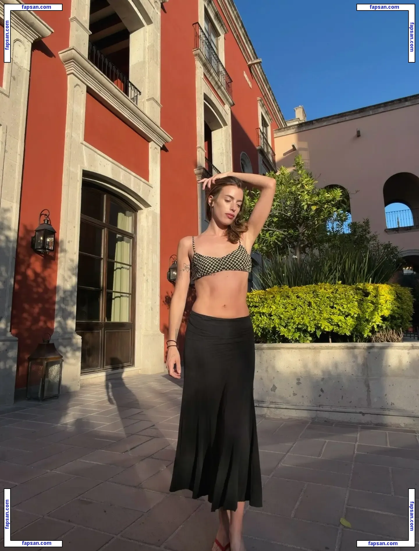 Clara McGregor голая фото #0178 с Онлифанс