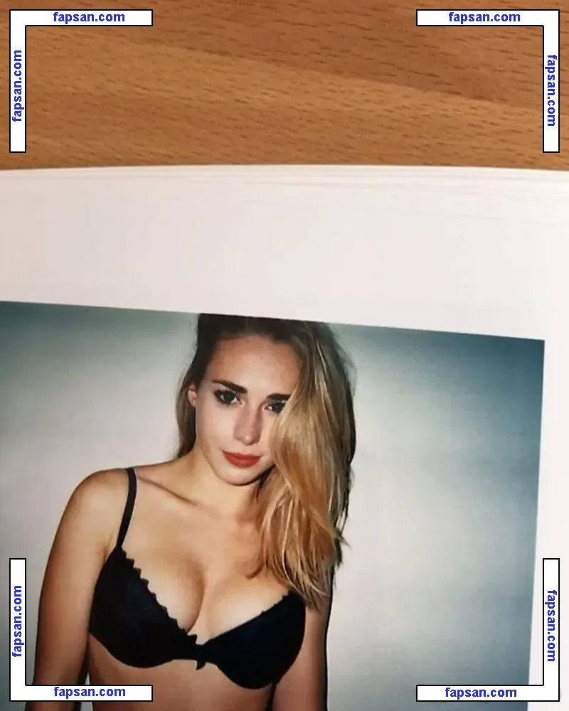 Clara Vanden Abeele nude photo #0003 from OnlyFans