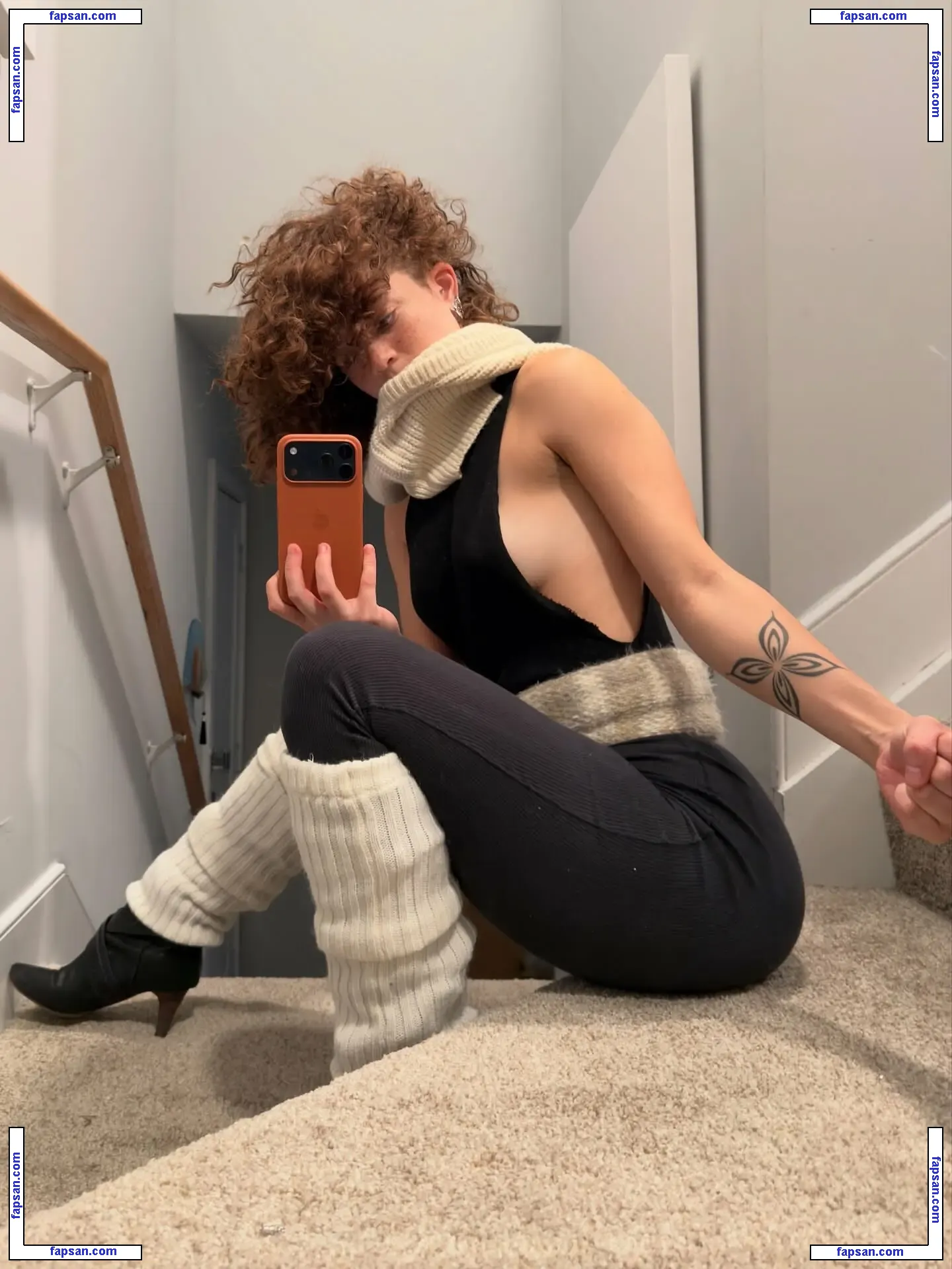 clara.west nude photo #0046 from OnlyFans