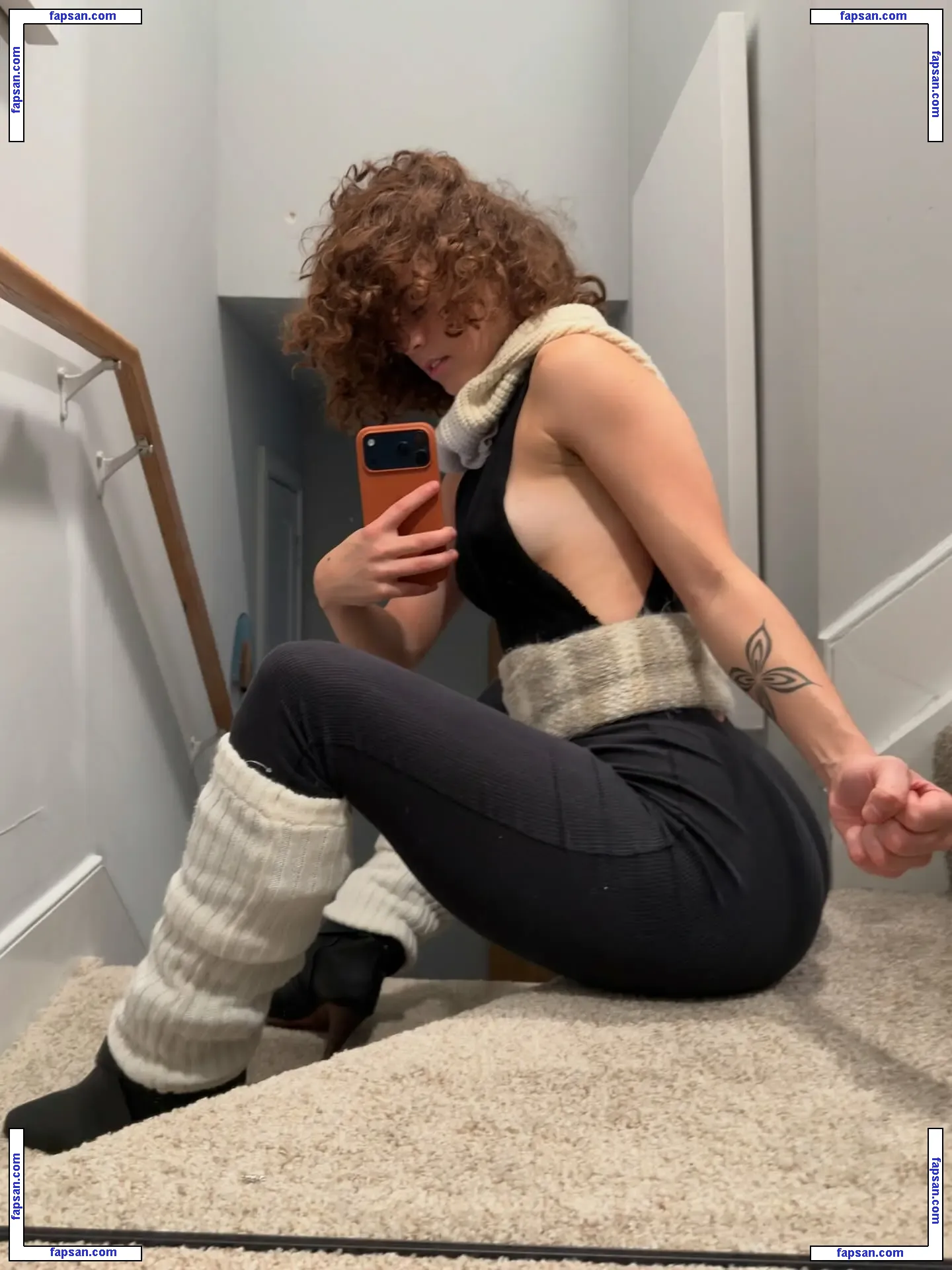 clara.west nude photo #0050 from OnlyFans