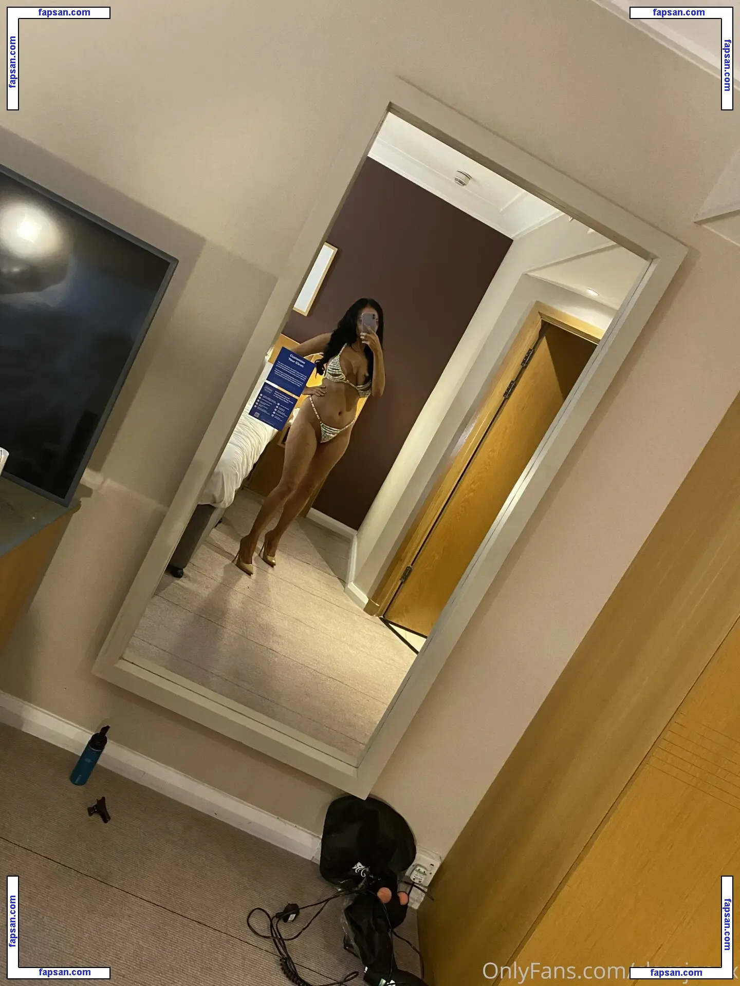 clarajanex nude photo #0007 from OnlyFans