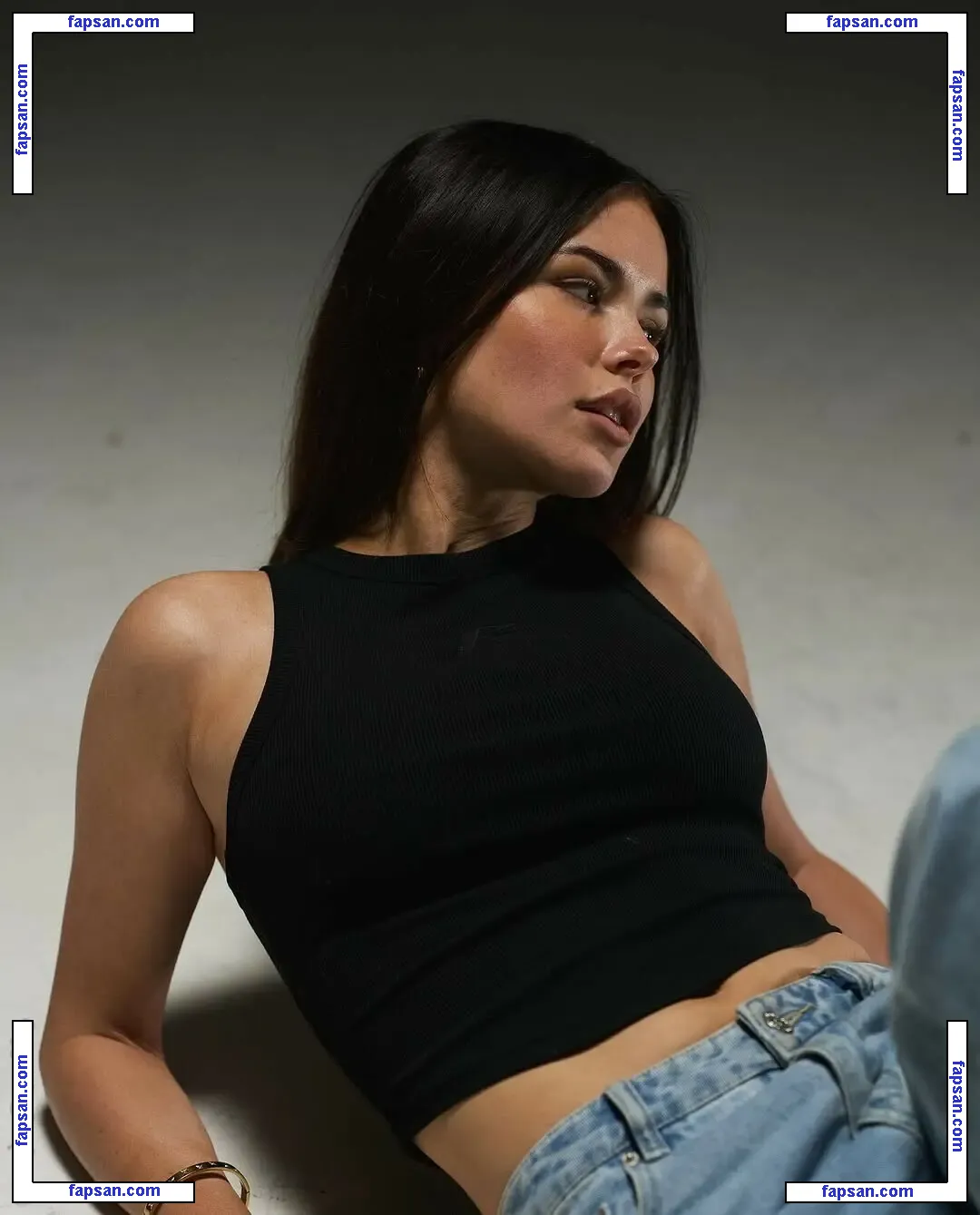 Clarissa Bea голая фото #0070 с Онлифанс