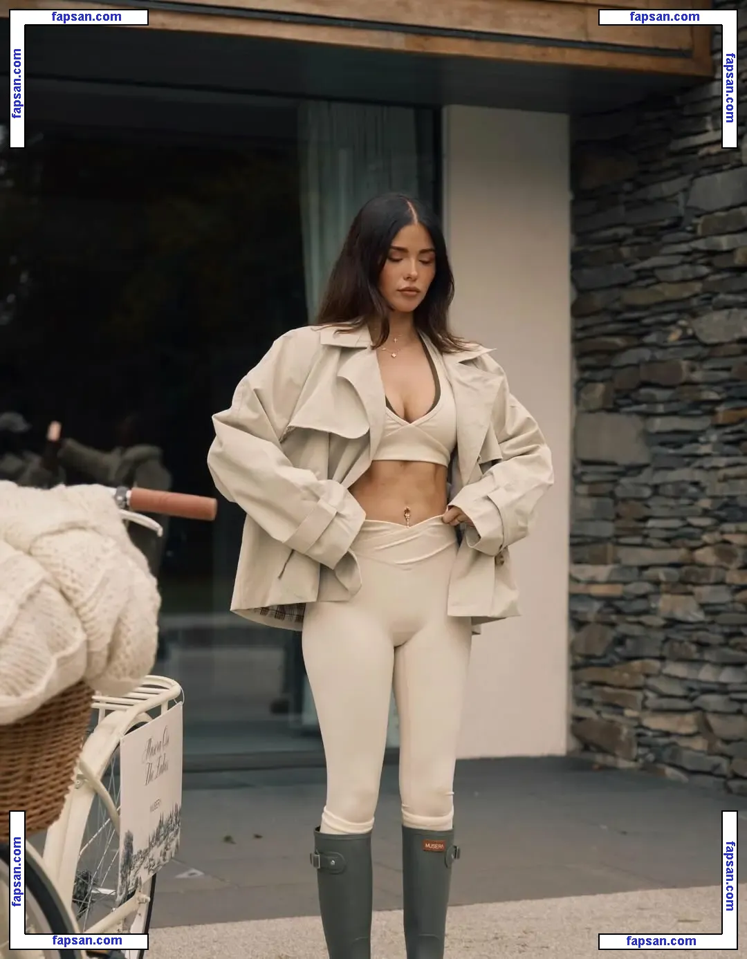 Clarissa Bea голая фото #0077 с Онлифанс