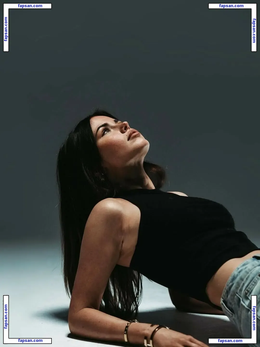 Clarissa Bea голая фото #0082 с Онлифанс