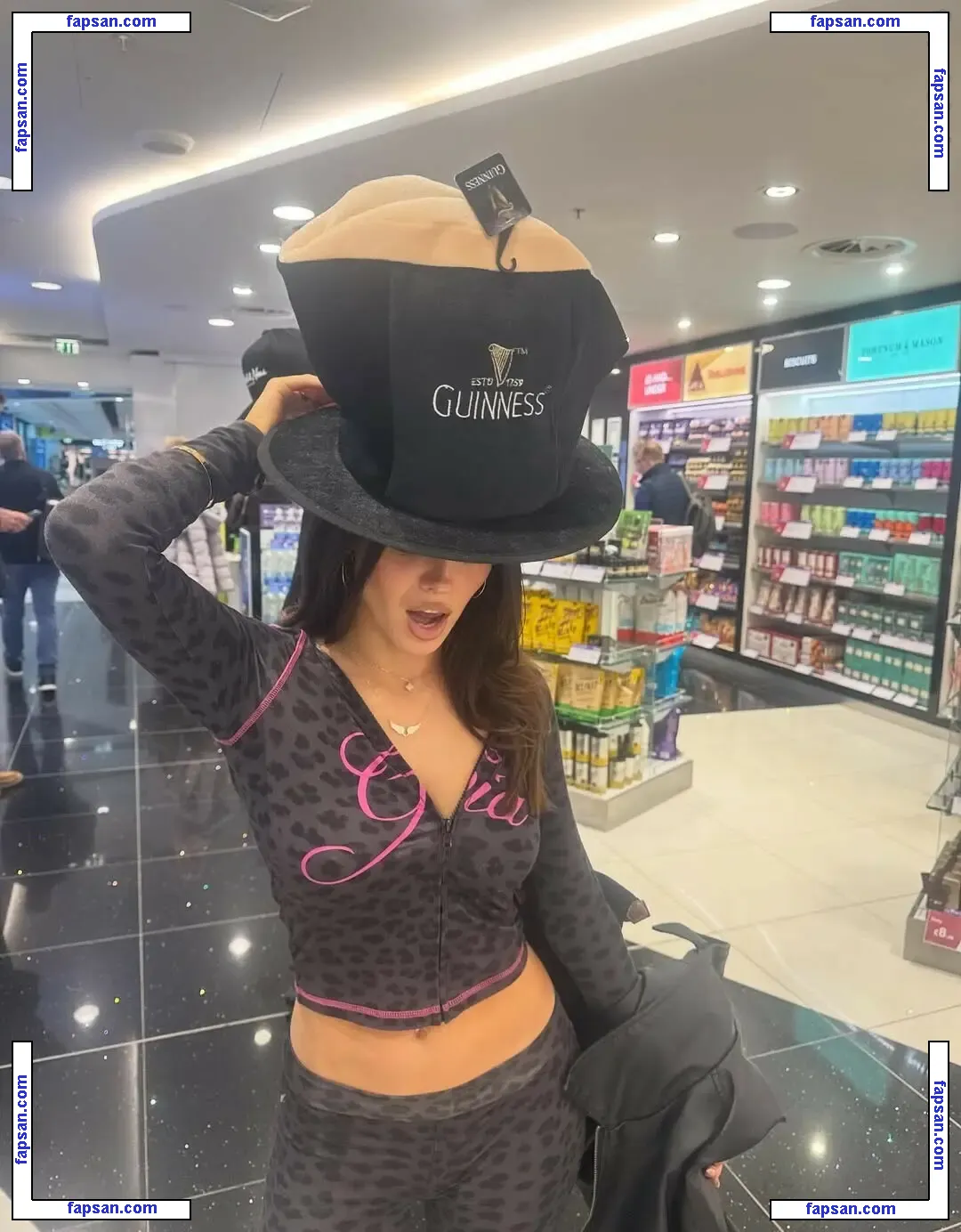 Clarissa Bea голая фото #0084 с Онлифанс