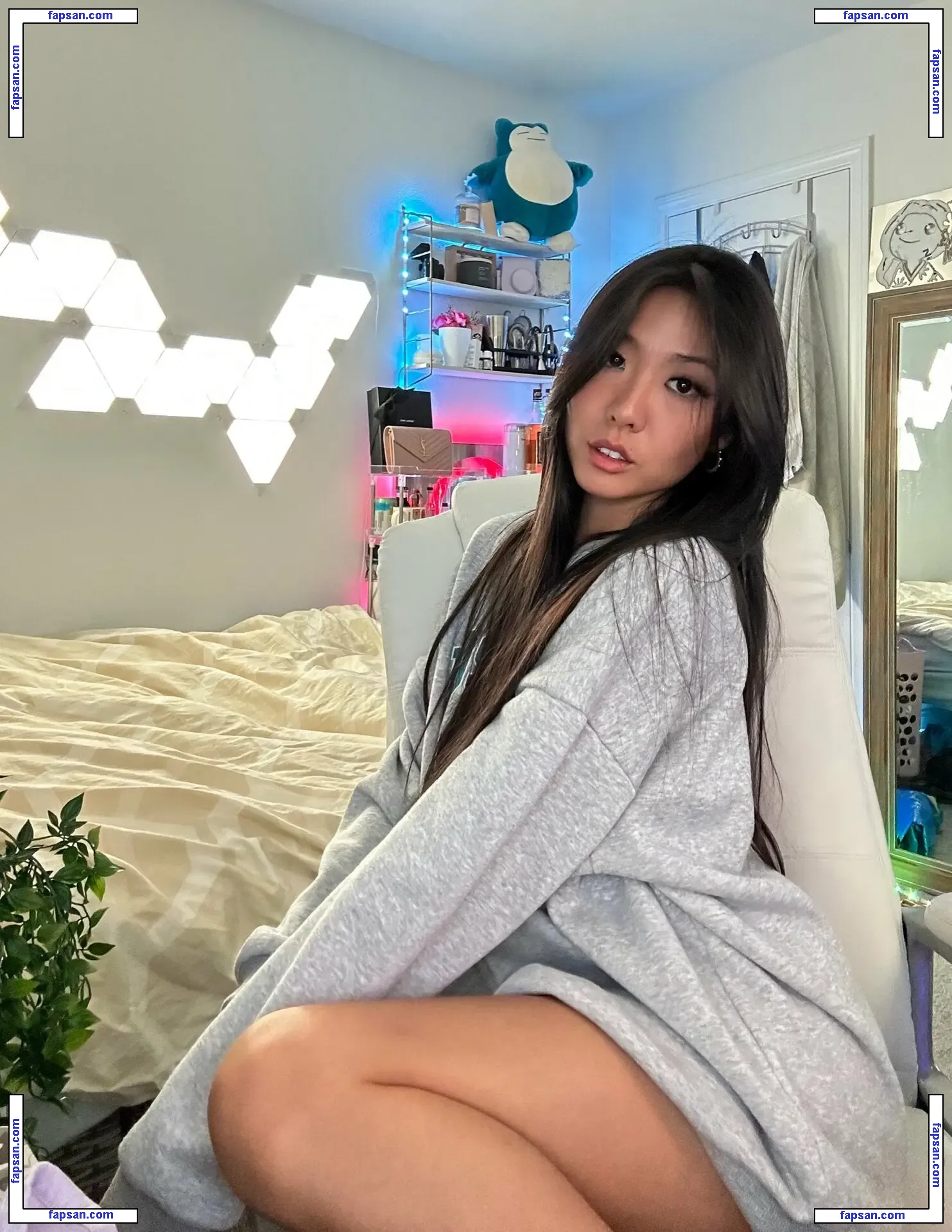 Classic_Christinee nude photo #0013 from OnlyFans
