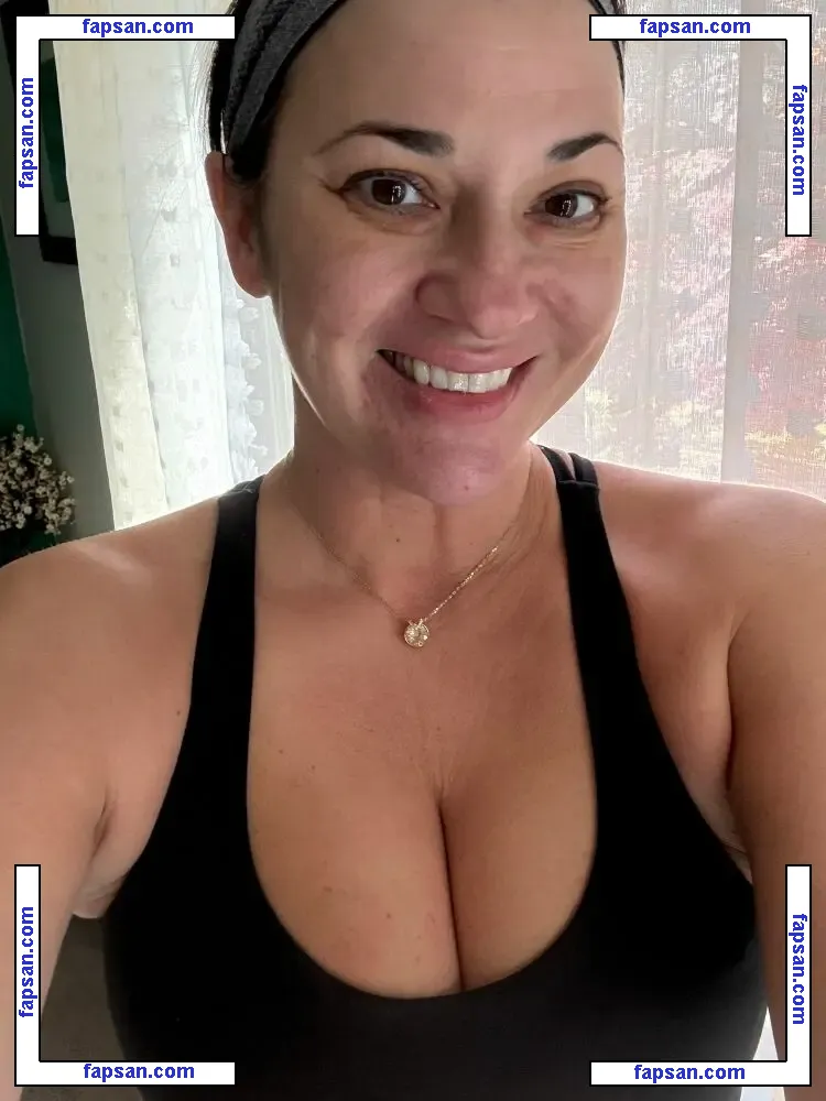 classkitty nude photo #0003 from OnlyFans