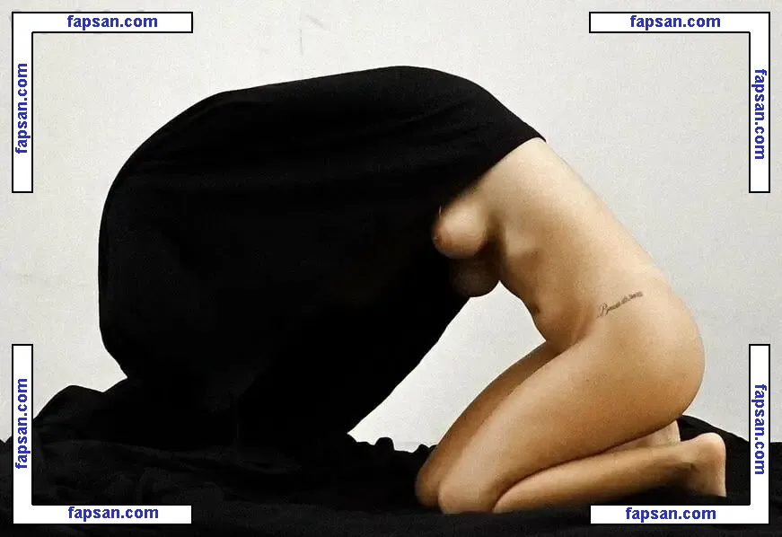 Claudia Napolitano nude photo #0004 from OnlyFans