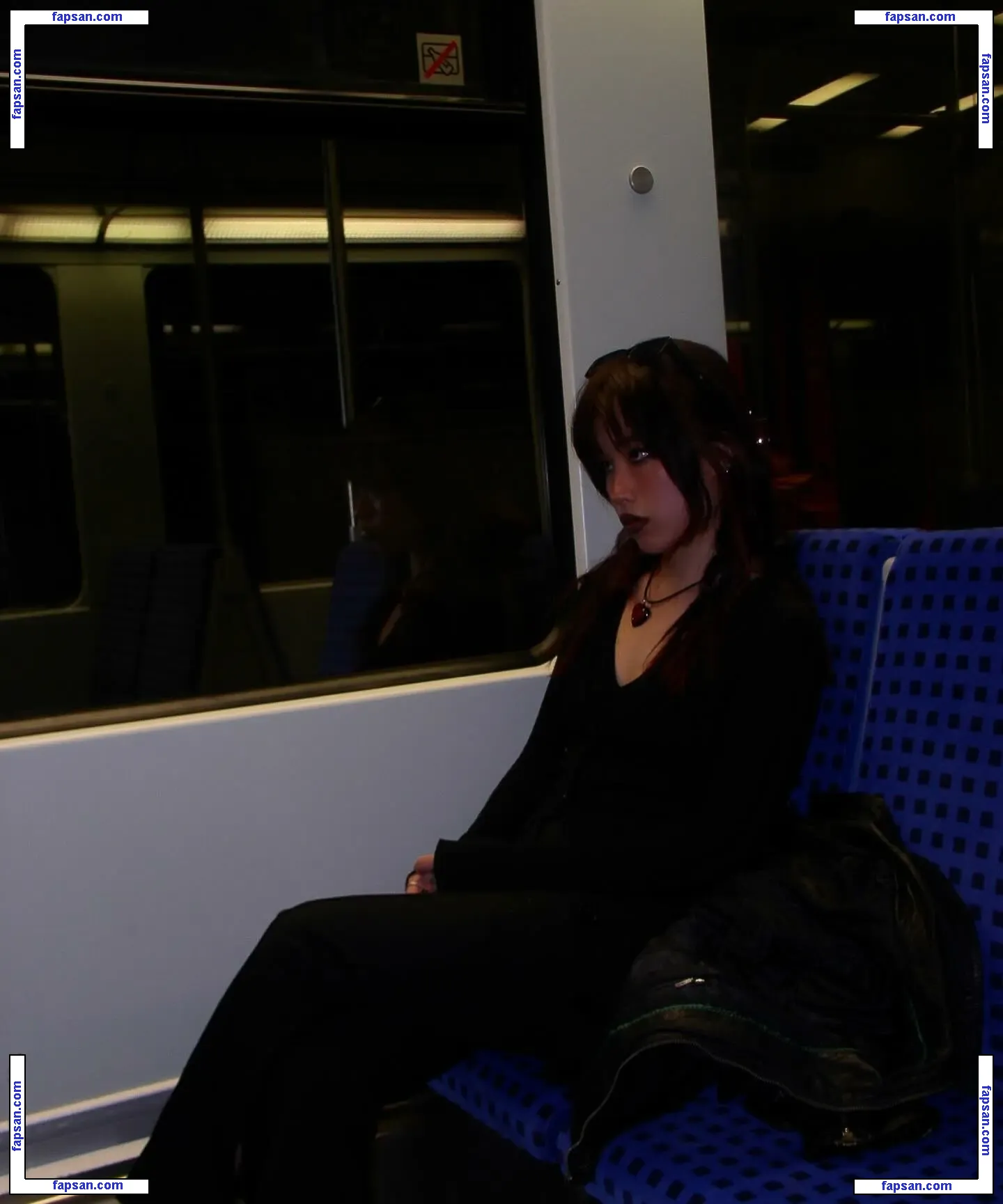 Claudia Rue голая фото #0013 с Онлифанс