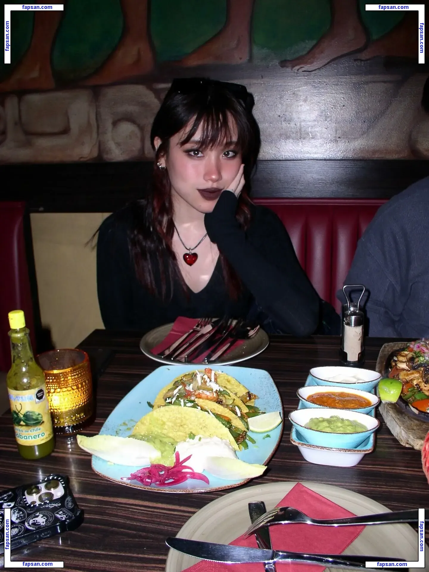 Claudia Rue голая фото #0016 с Онлифанс