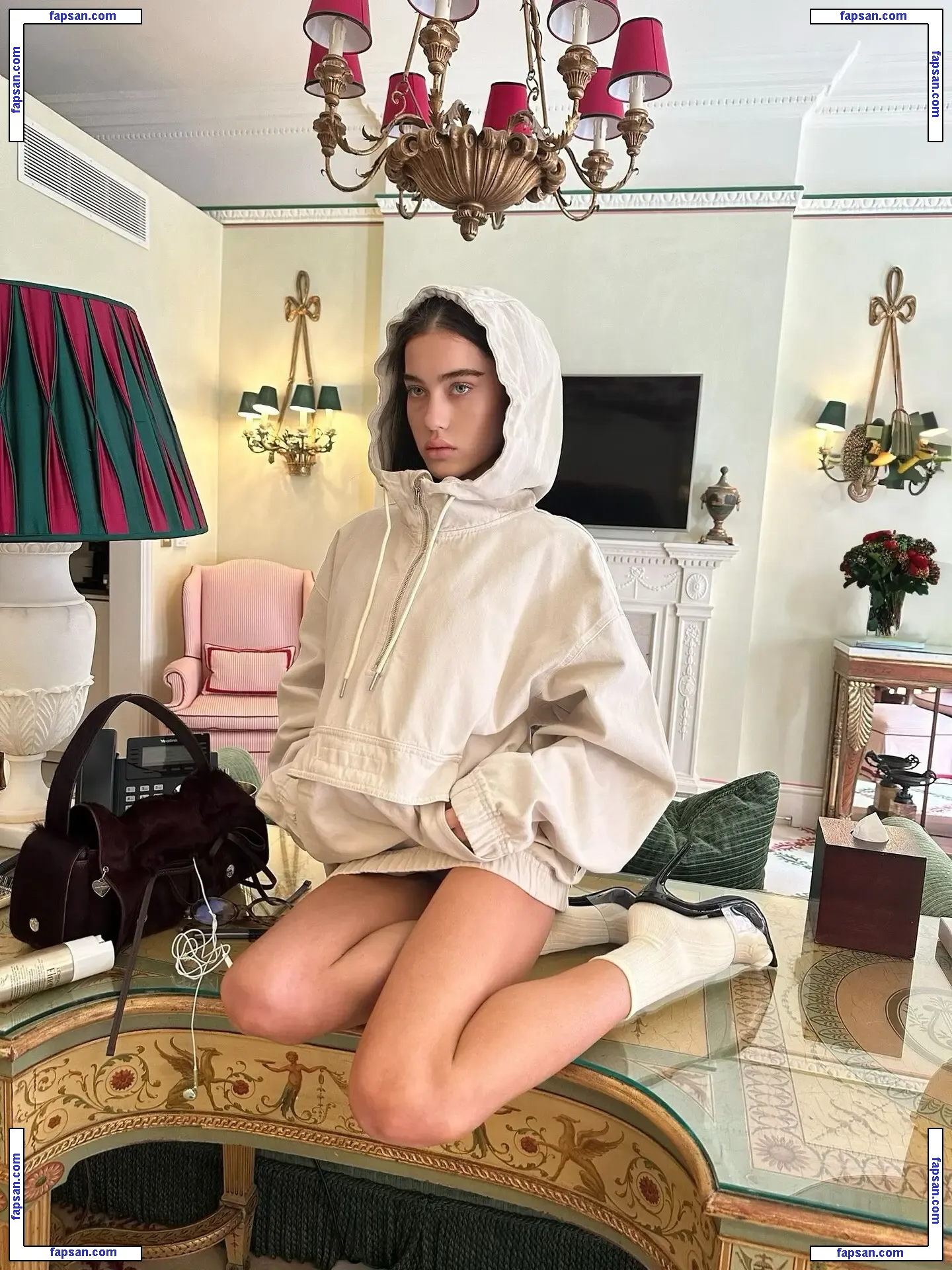 Claudia Valentina nude photo #0021 from OnlyFans