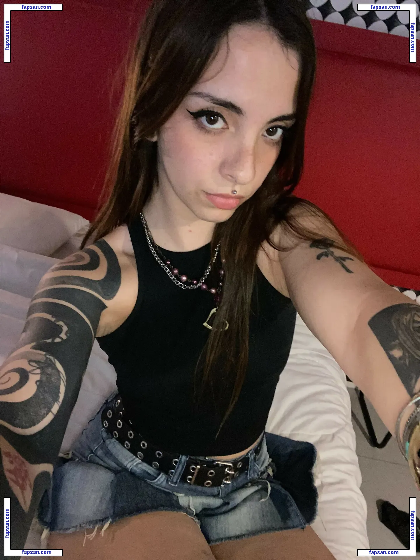 clearlyyclaire nude photo #0017 from OnlyFans