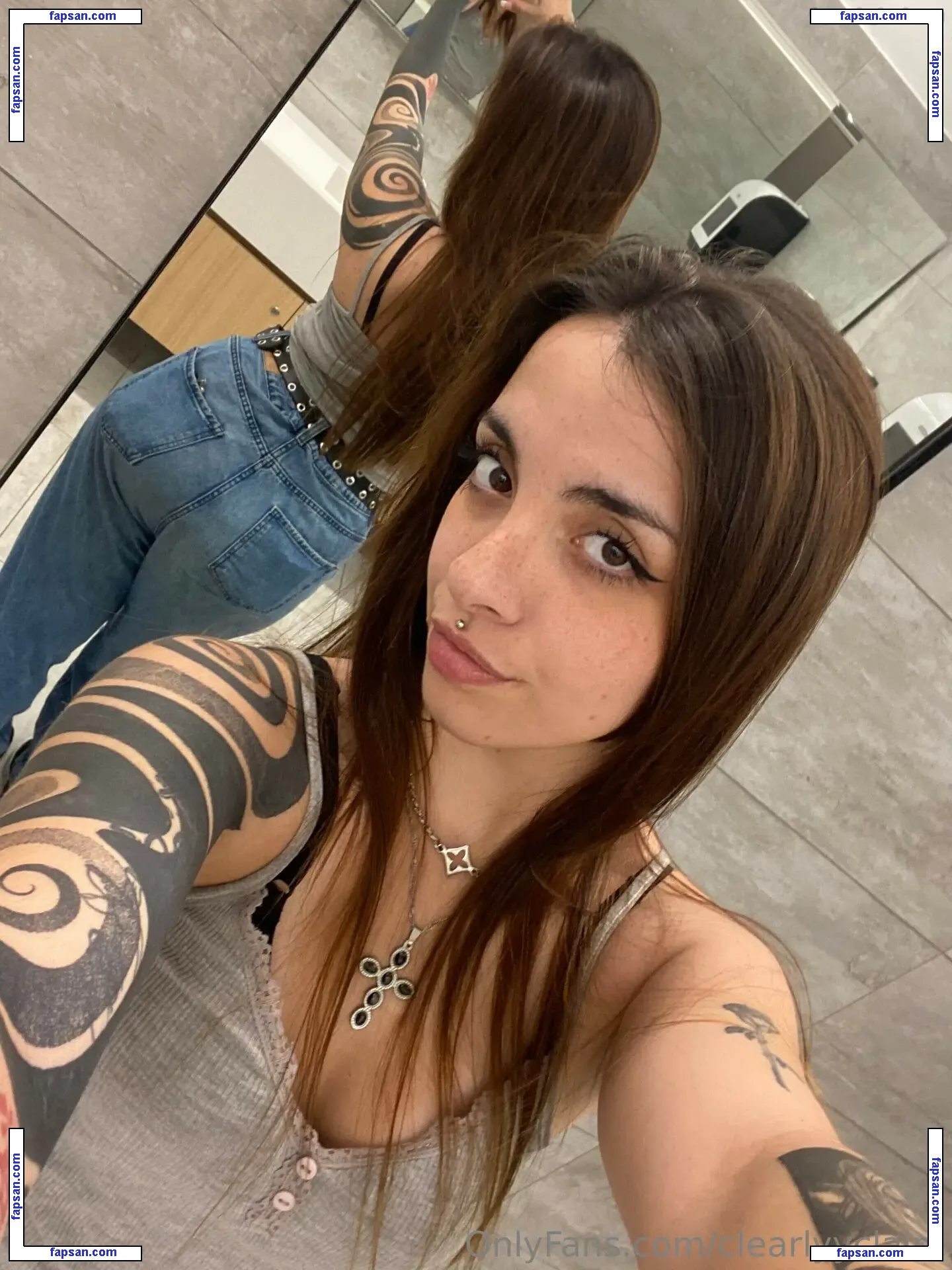 clearlyyclaire nude photo #0020 from OnlyFans