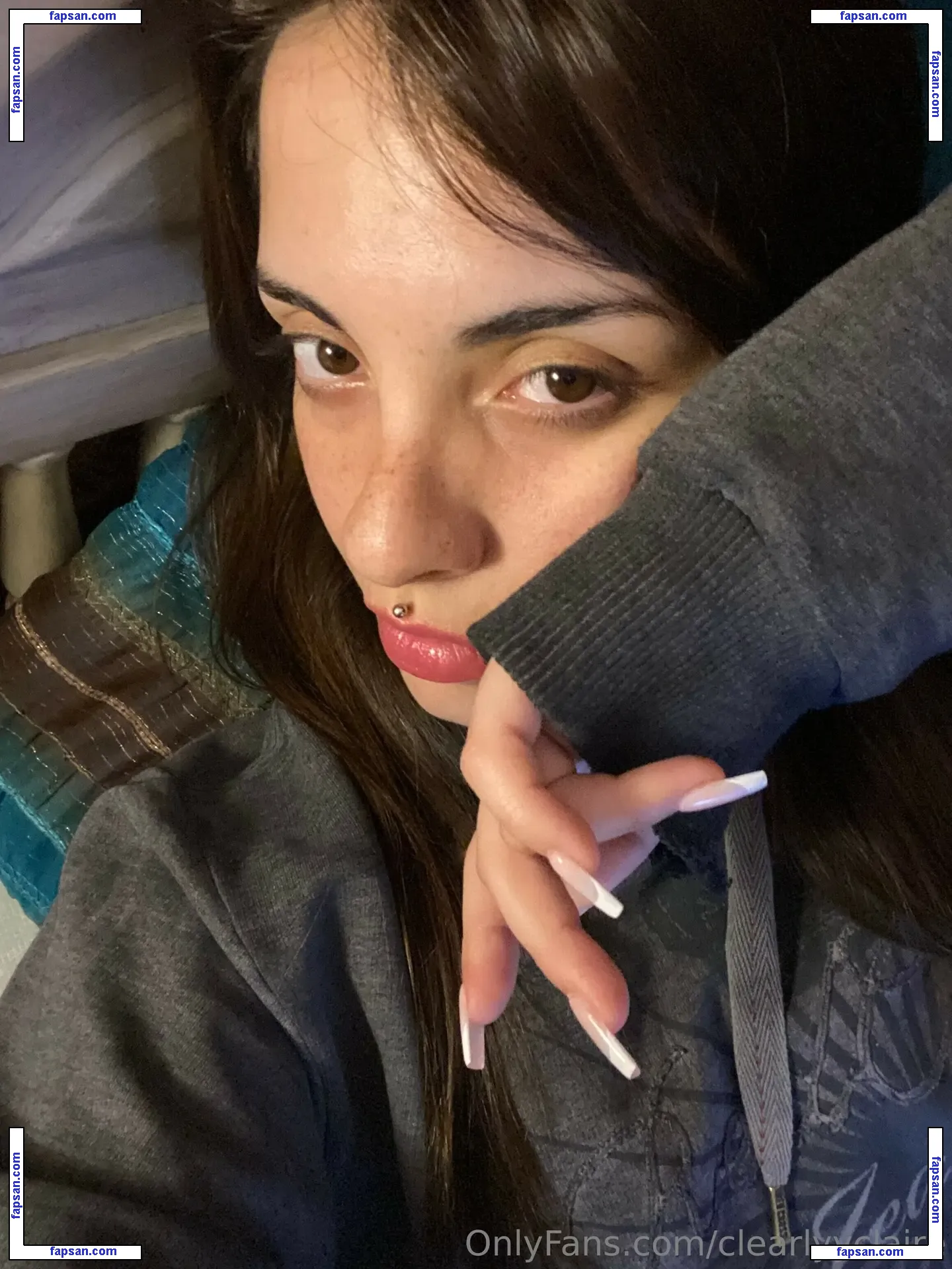 clearlyyclaire nude photo #0021 from OnlyFans