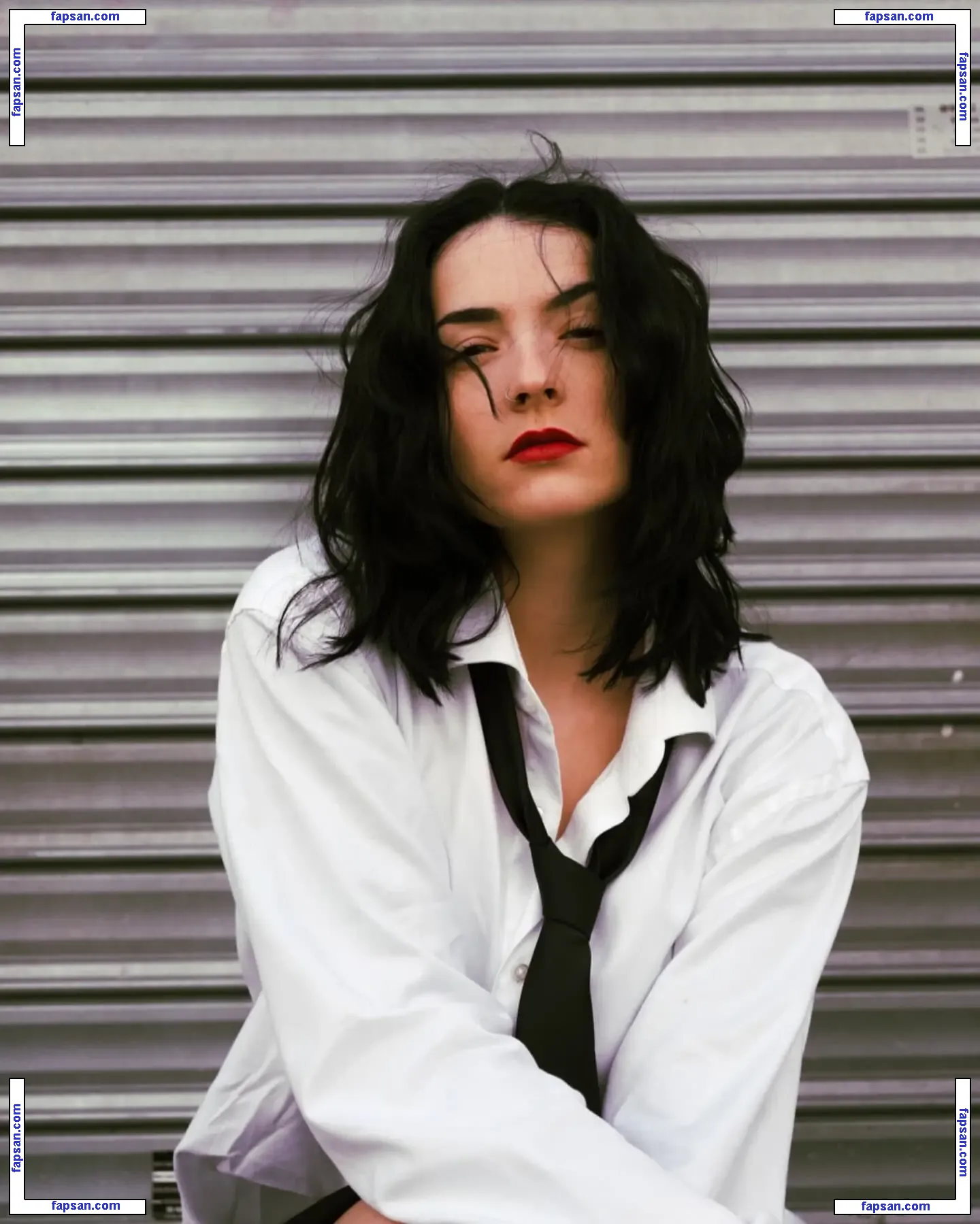 Clementinem_nava nude photo #0001 from OnlyFans