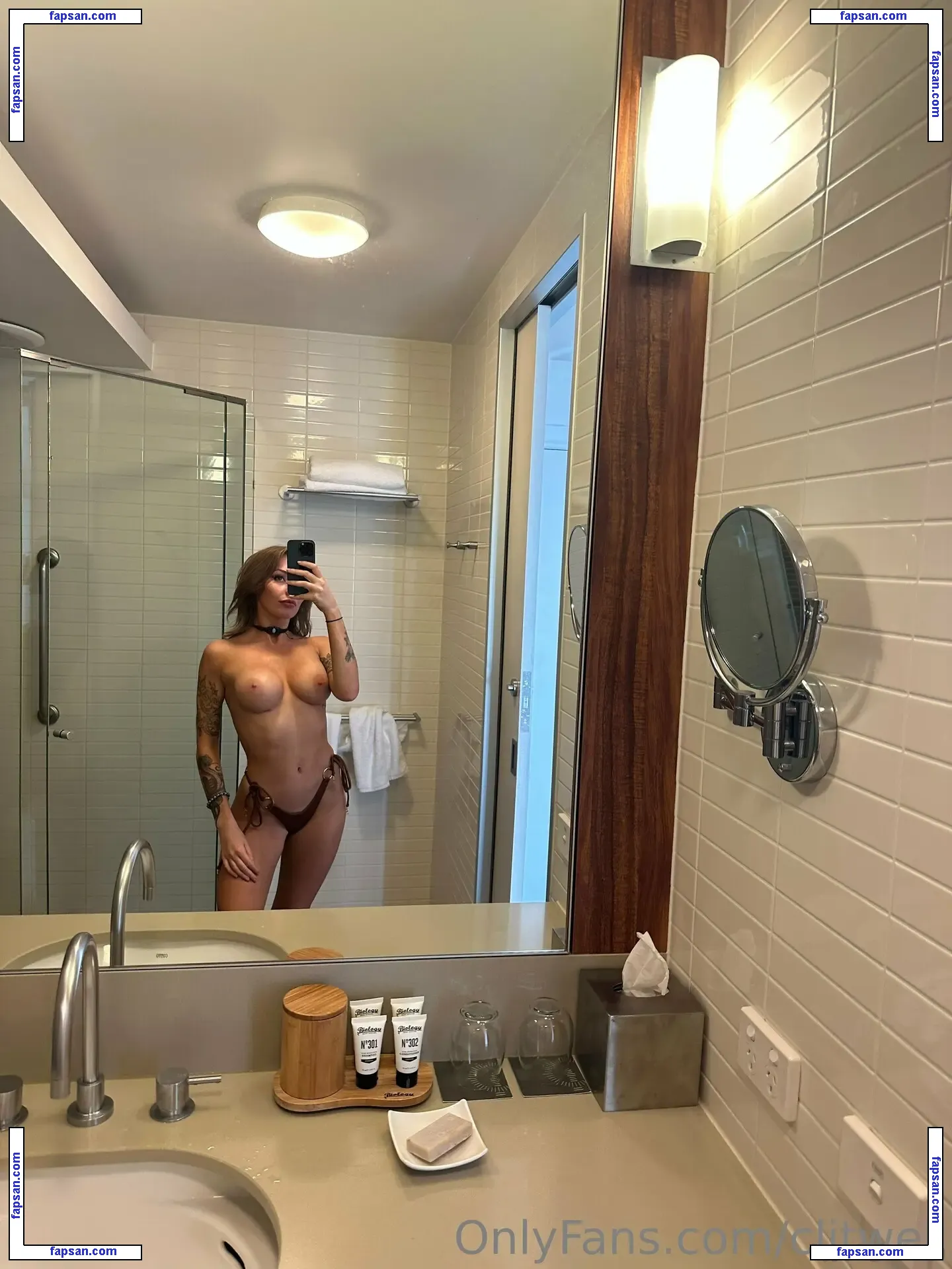 Clitwell nude photo #0007 from OnlyFans