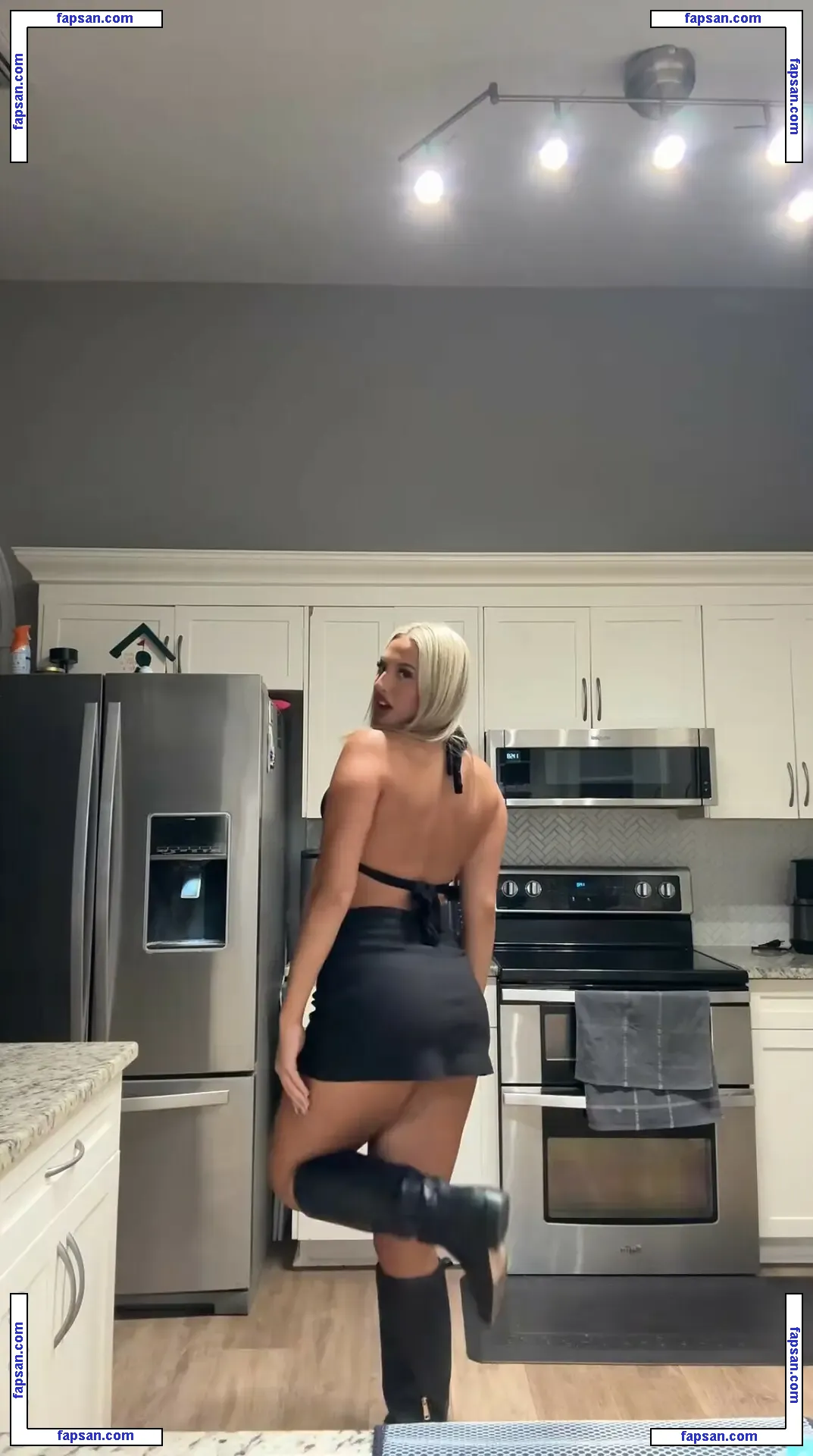 Cloud ASMR nude photo #0005 from OnlyFans