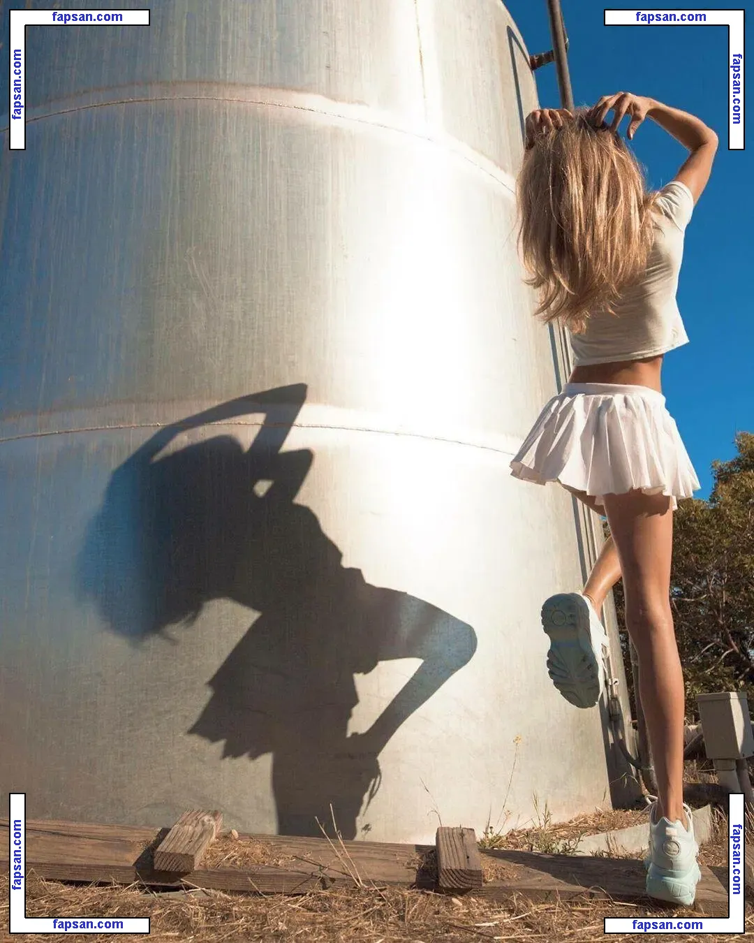 Cloudy Noir голая фото #0001 с Онлифанс