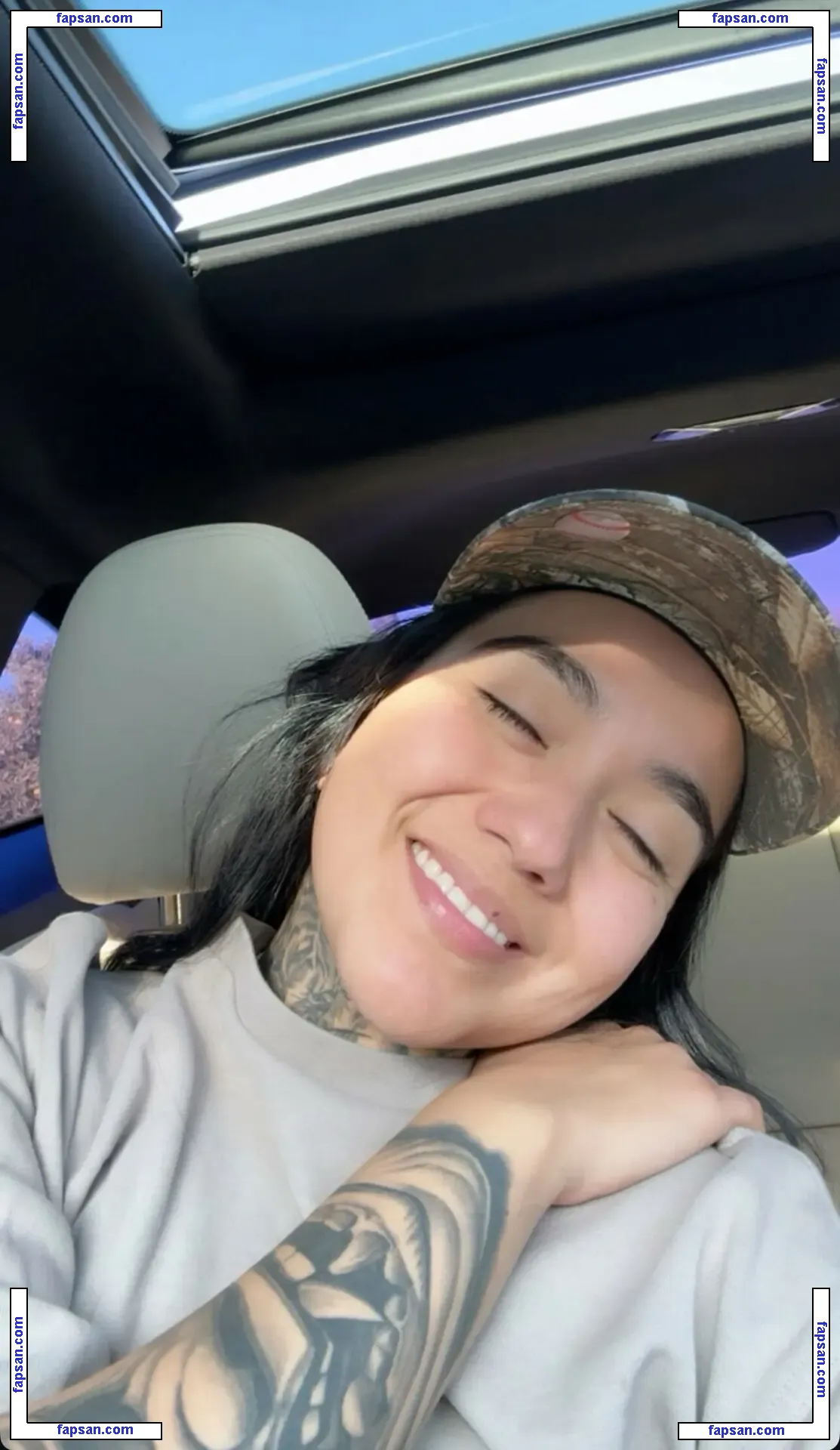 Cloudyclauch голая фото #0006 с Онлифанс