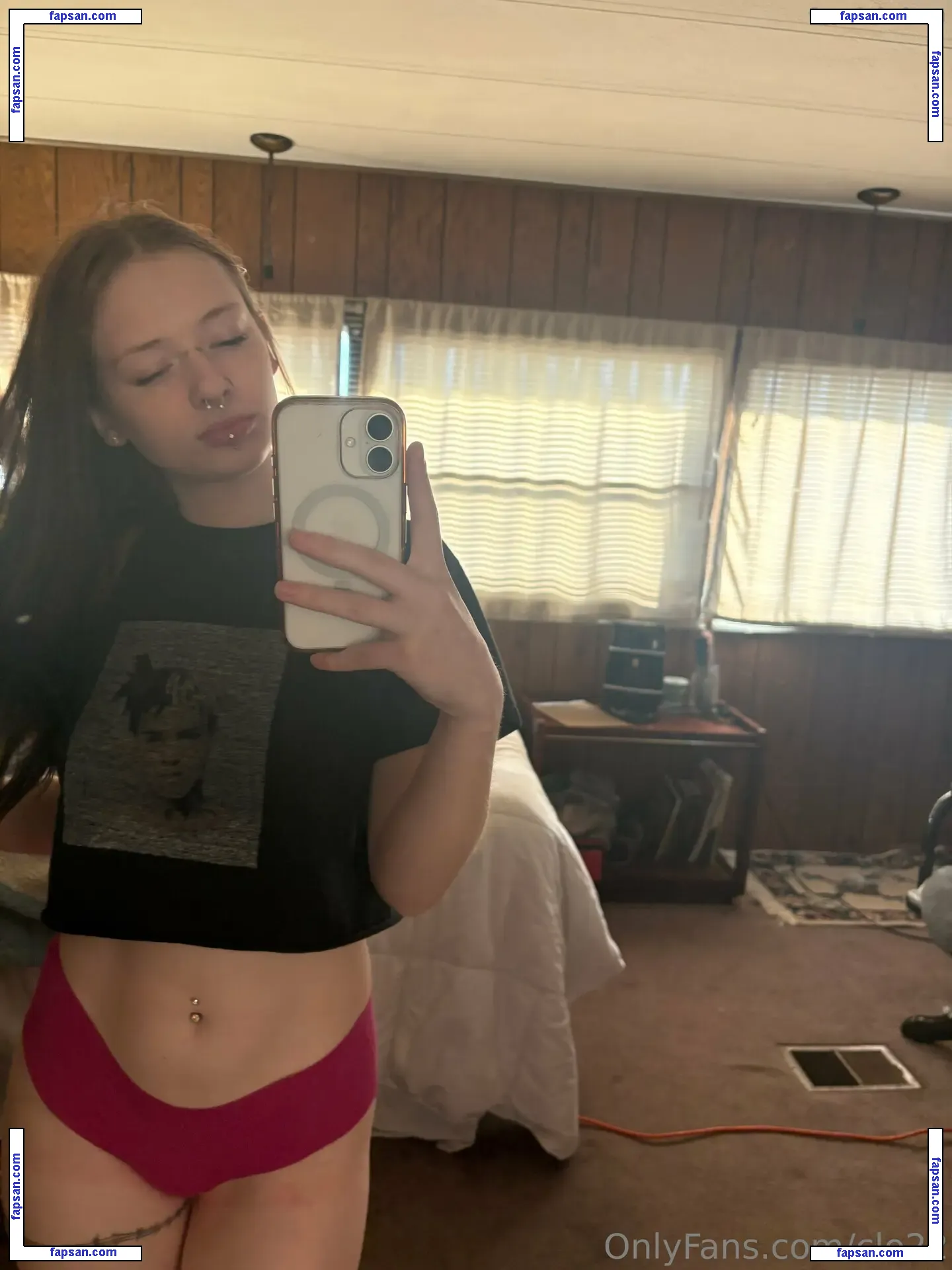 cloverdgasf голая фото #0020 с Онлифанс