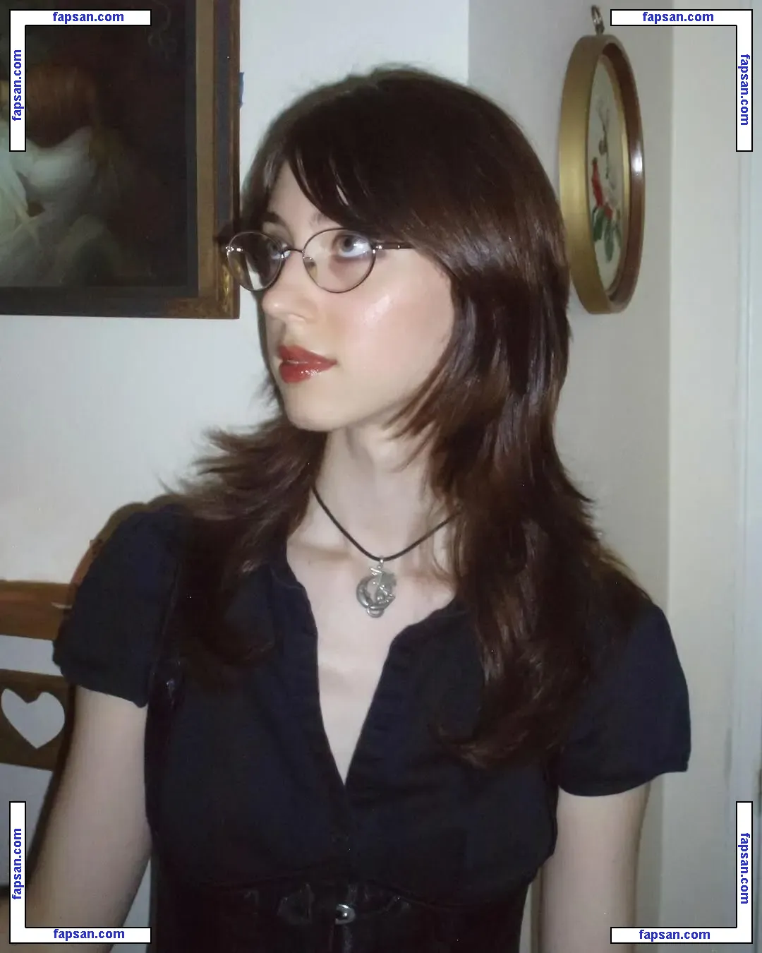 Clovergirle голая фото #0008 с Онлифанс