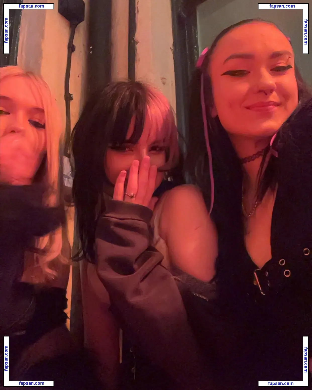 clownbvbie голая фото #0005 с Онлифанс