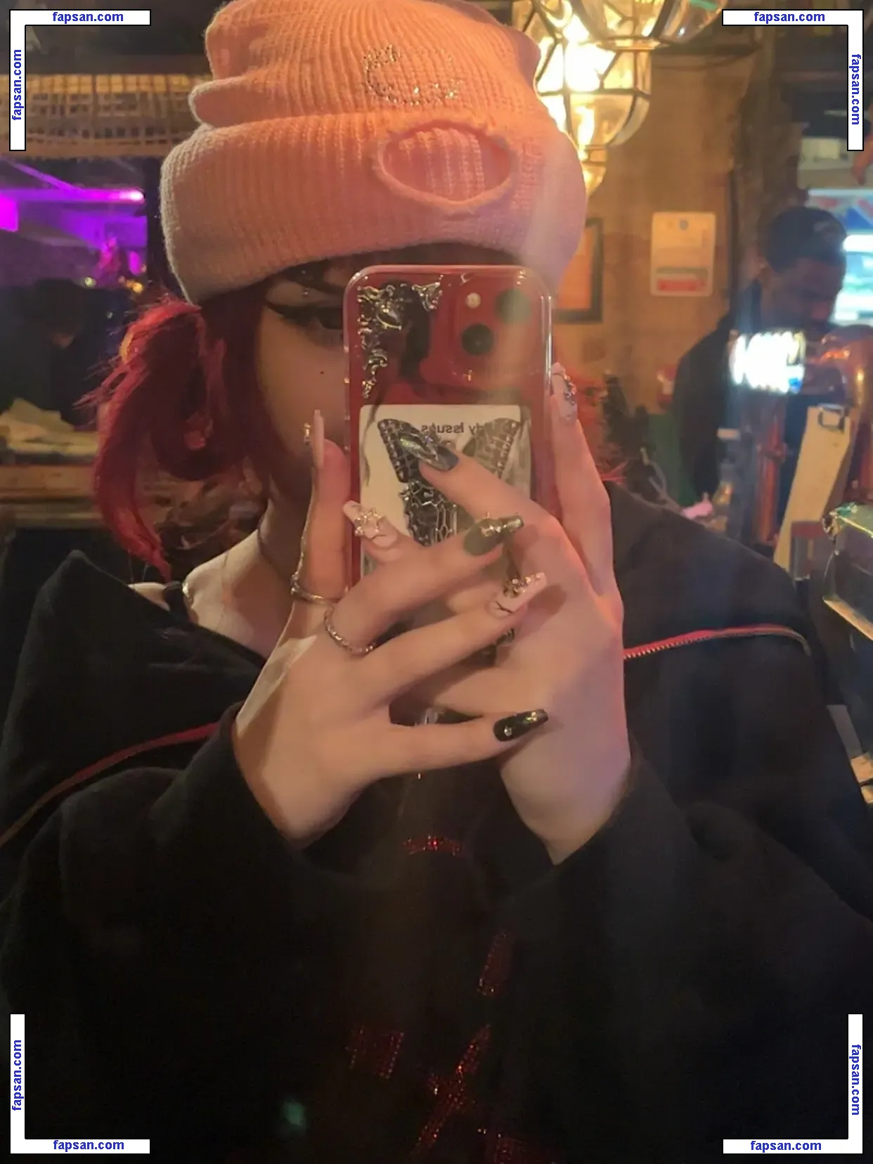 clownbvbie голая фото #0016 с Онлифанс