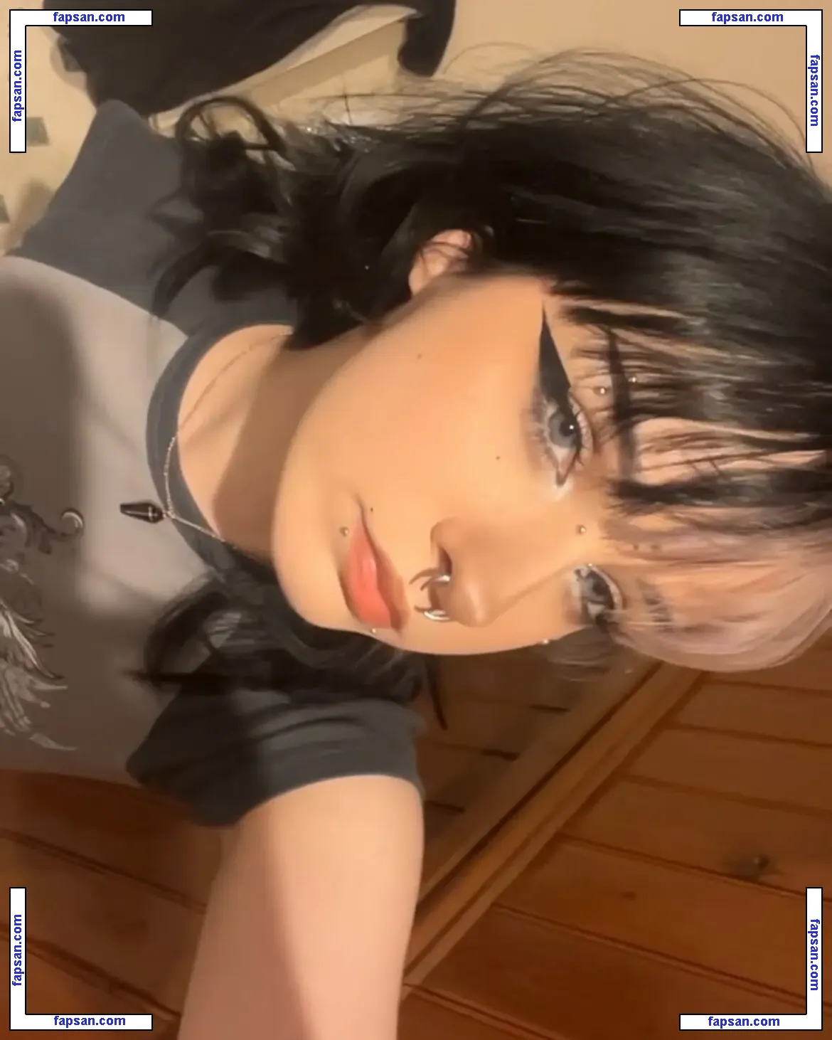 clownbvbie голая фото #0022 с Онлифанс