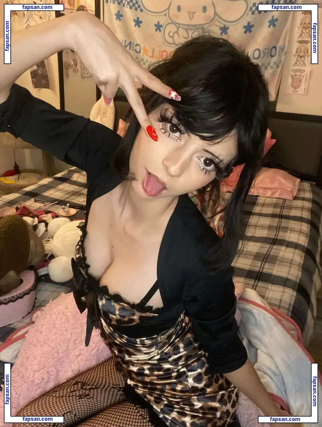 Clownhop nude photo #0040 from OnlyFans