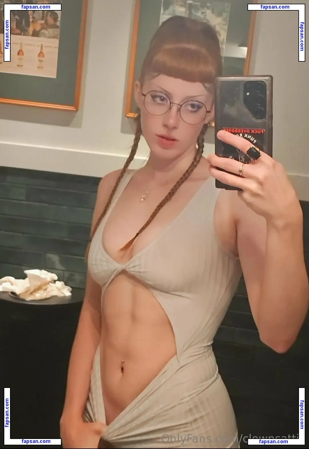 Clownsattic голая фото #0024 с Онлифанс