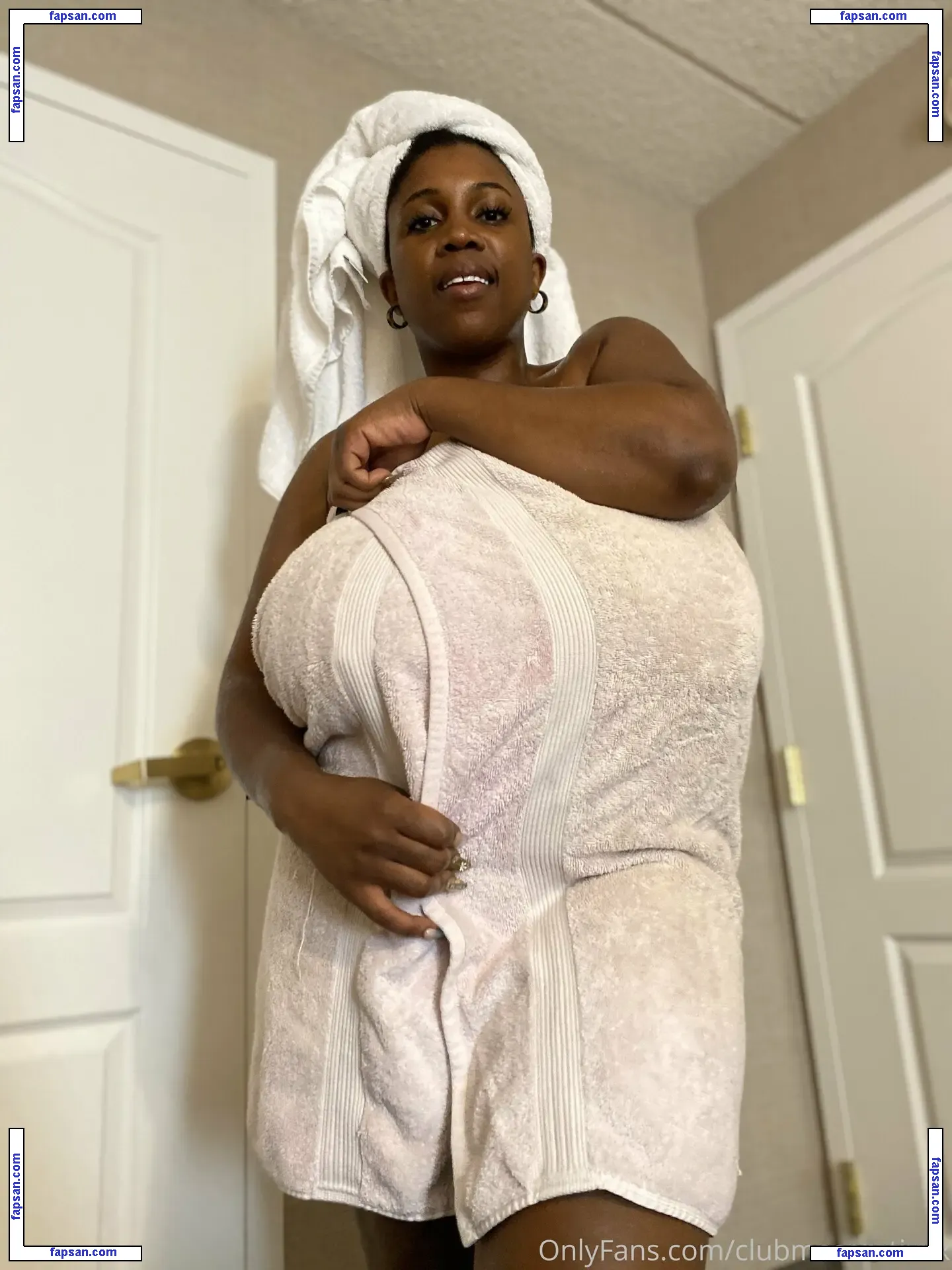 clubmaseratixxx / officialclubmasi_ nude photo #0061 from OnlyFans