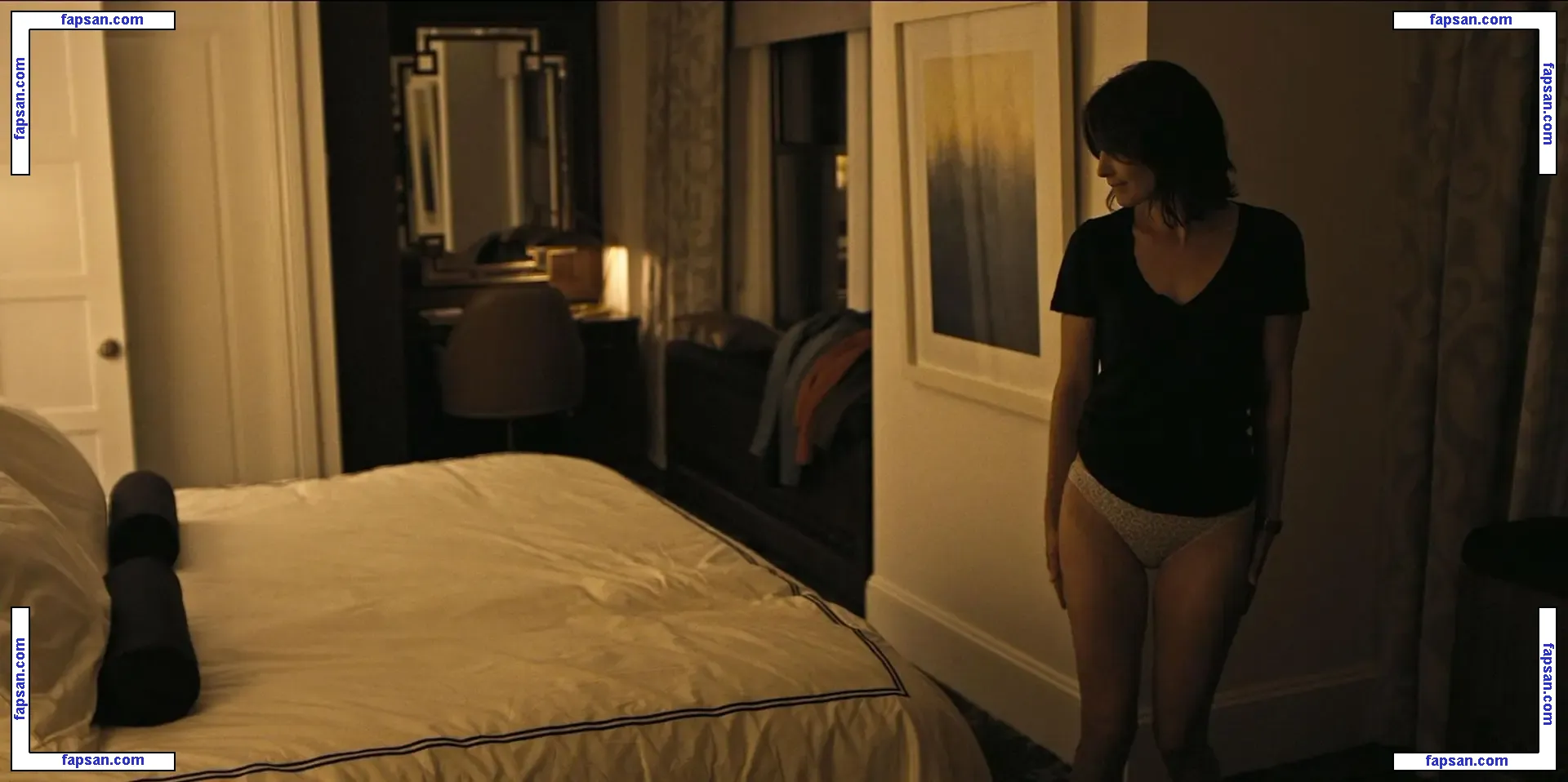 Cobie Smulders nude photo #0060 from OnlyFans