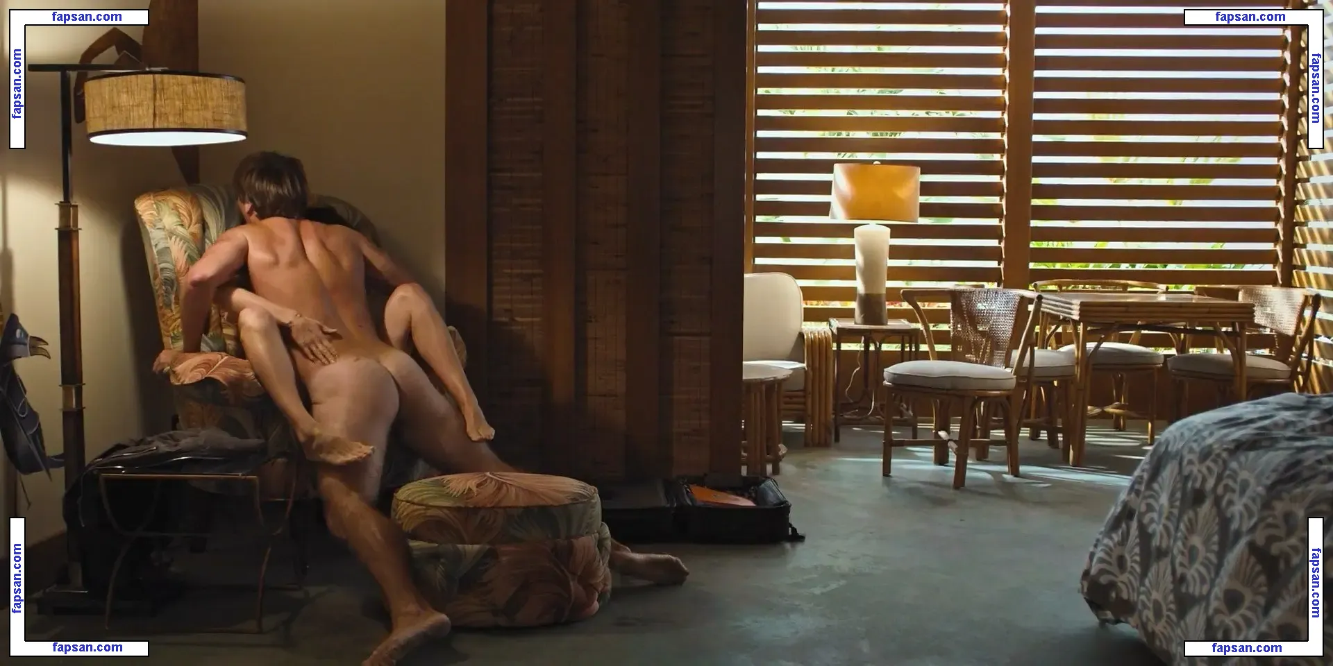 Cobie Smulders nude photo #0104 from OnlyFans