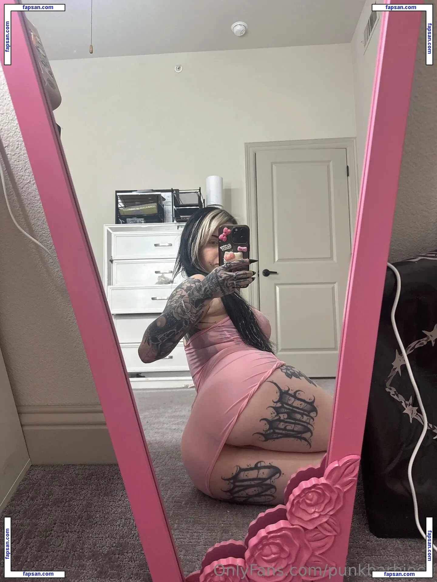 coffinshortyerikakay nude photo #0001 from OnlyFans