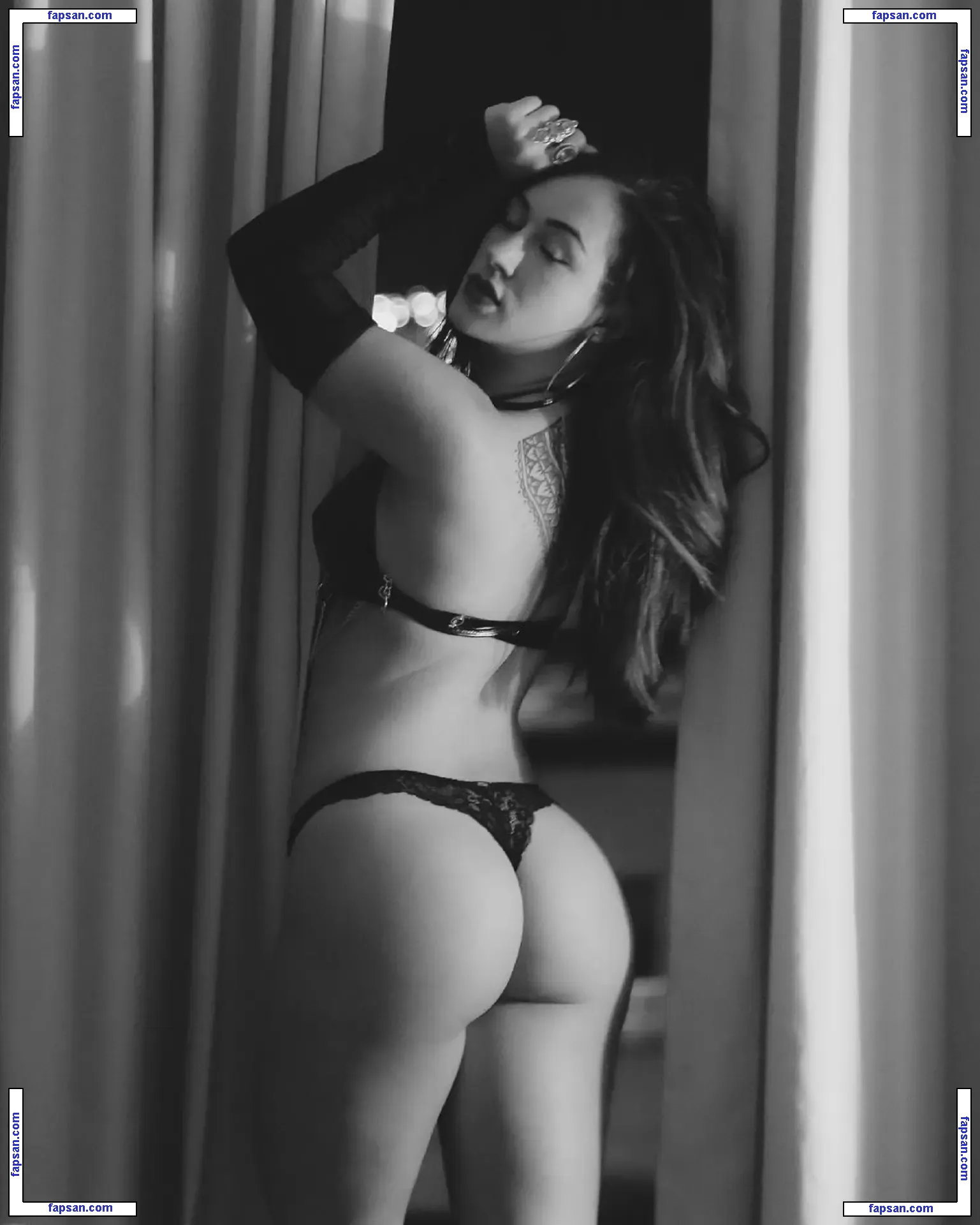 Cogumay nude photo #0005 from OnlyFans