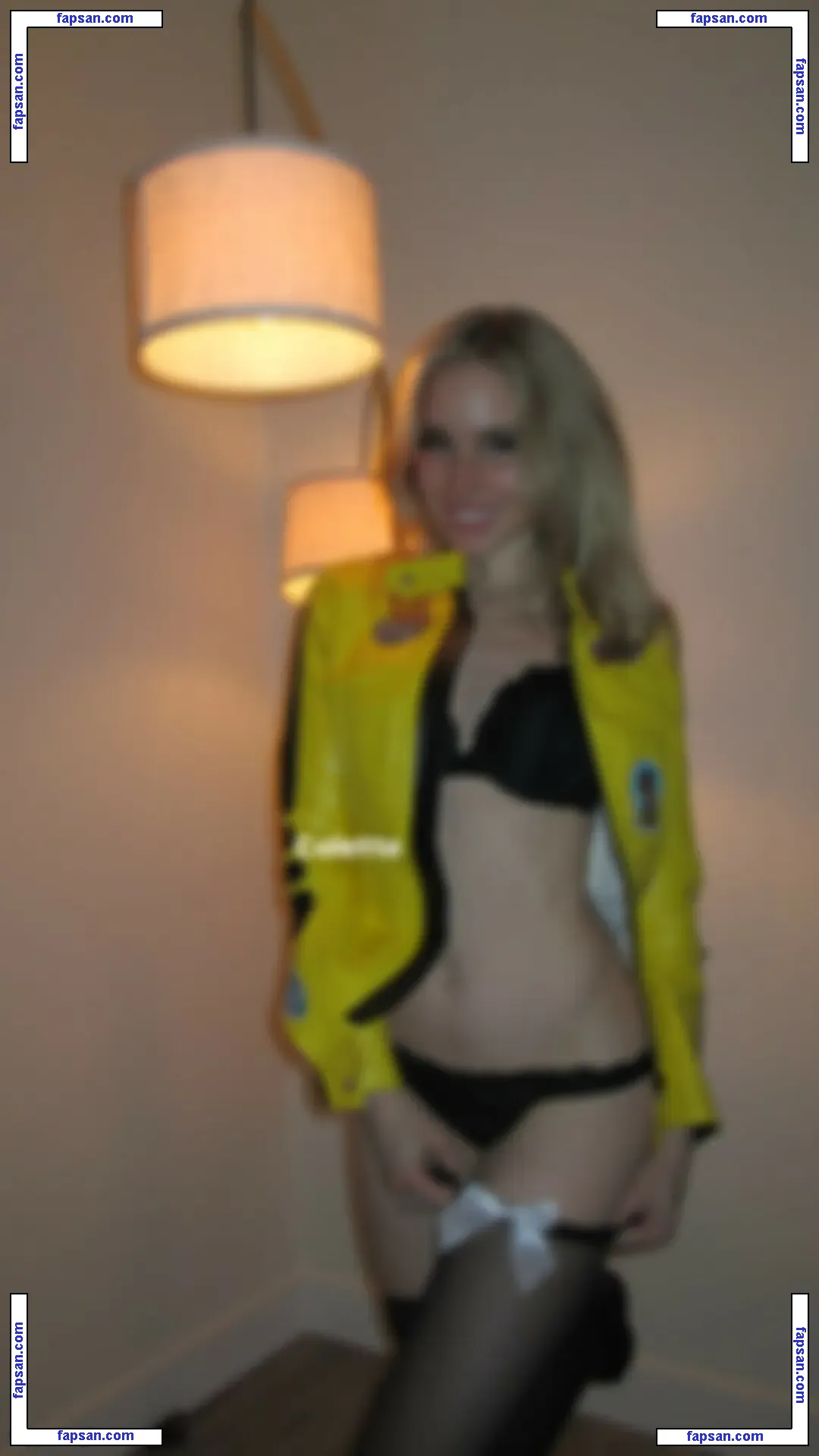 Colette Cherry голая фото #0047 с Онлифанс