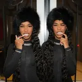 Combs Twins nude #0002